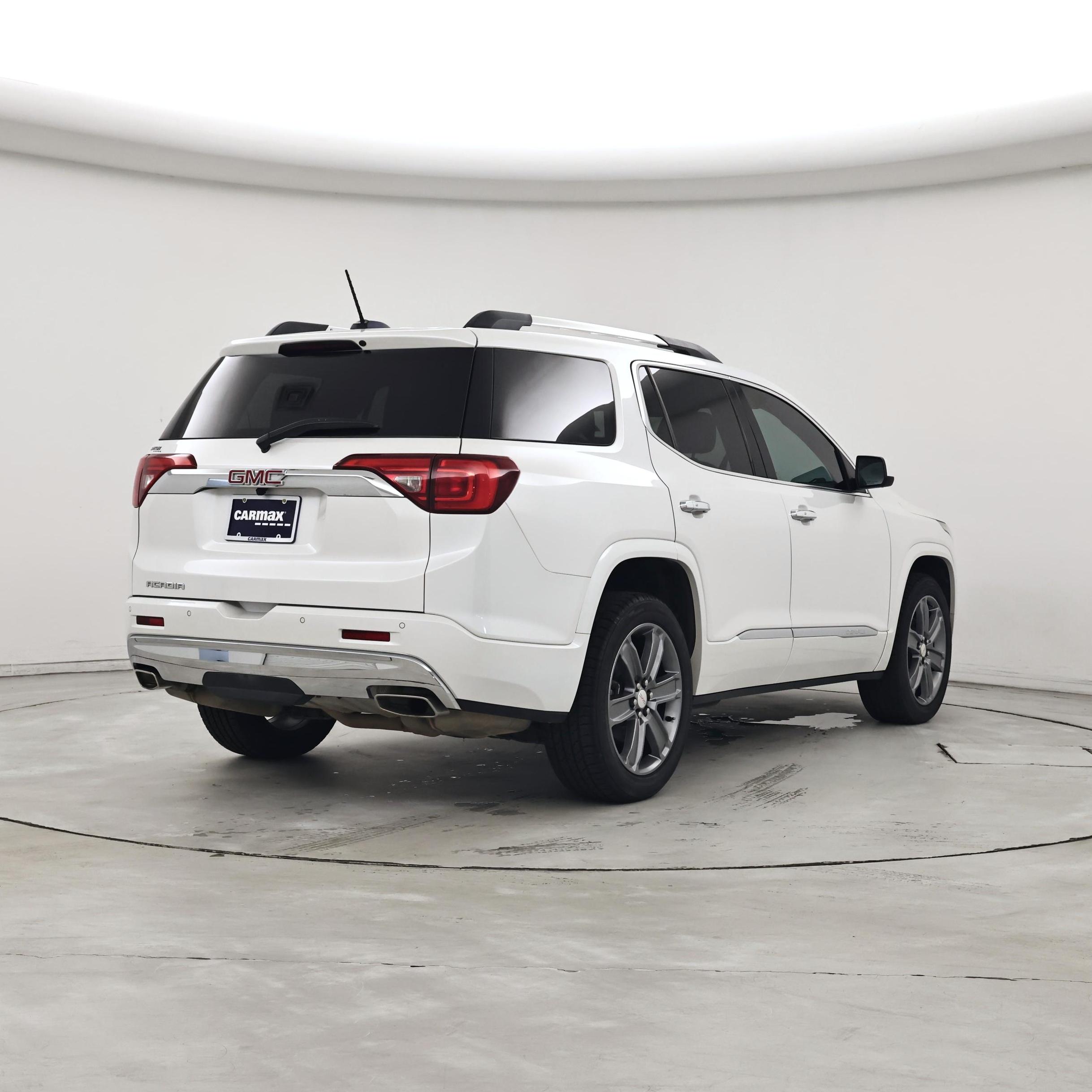 Thumbnail: 2017 GMC Acadia - 8
