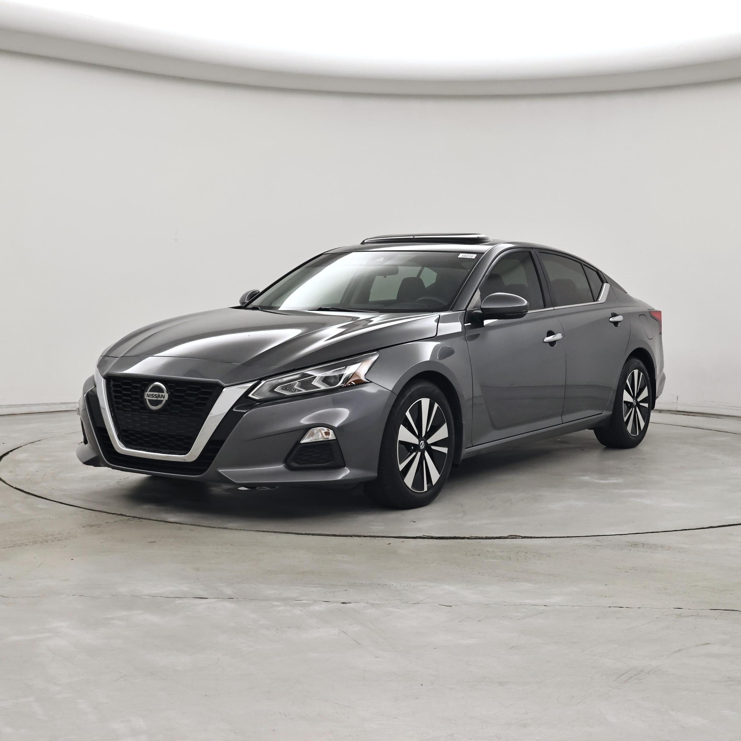 Thumbnail: 2022 Nissan Altima - 4