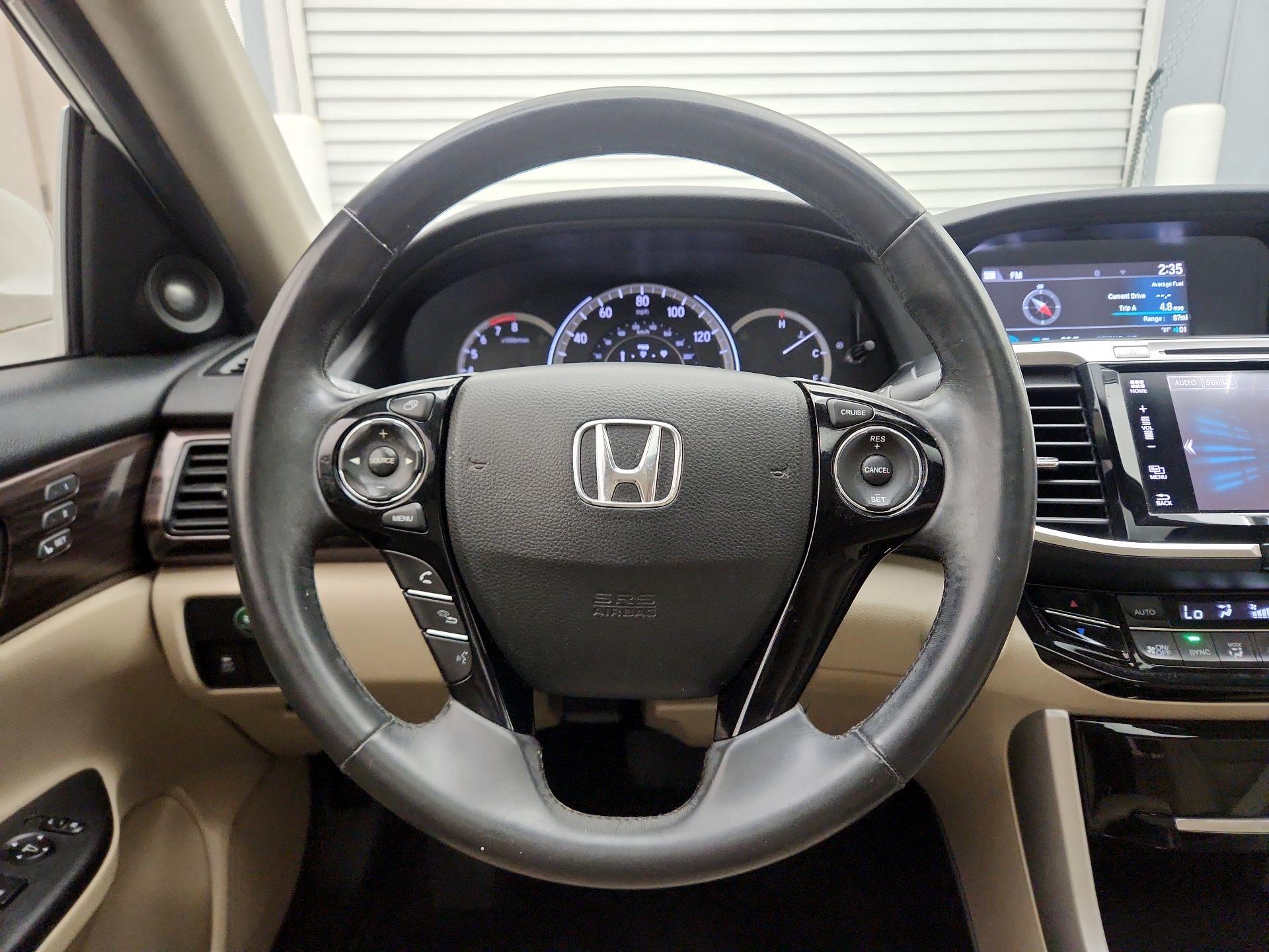 Thumbnail: 2016 Honda Accord - 10