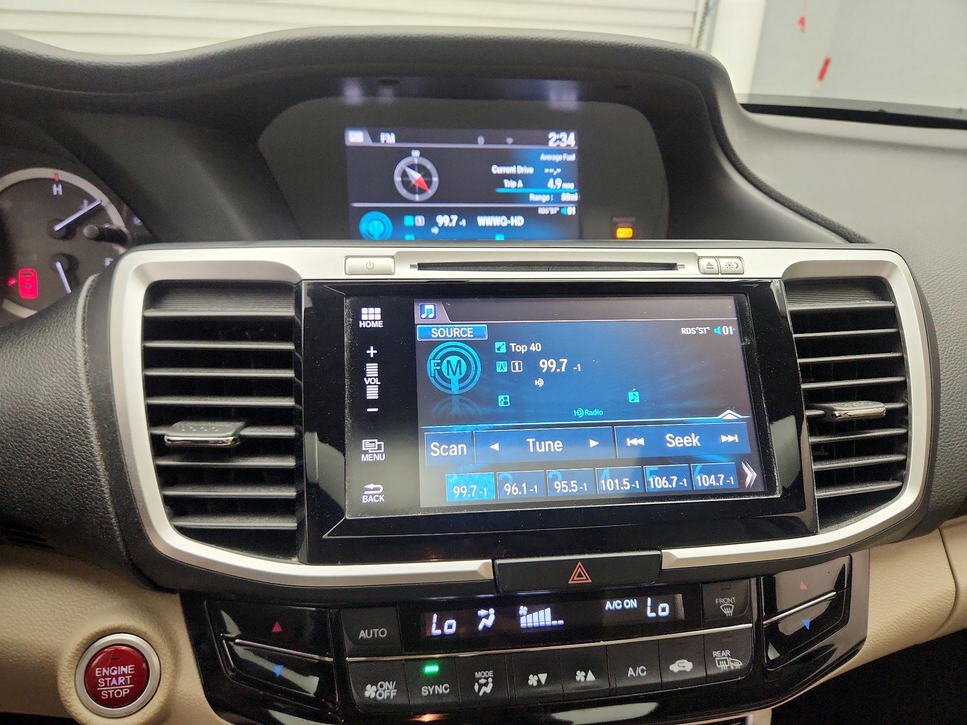 Thumbnail: 2016 Honda Accord - 15