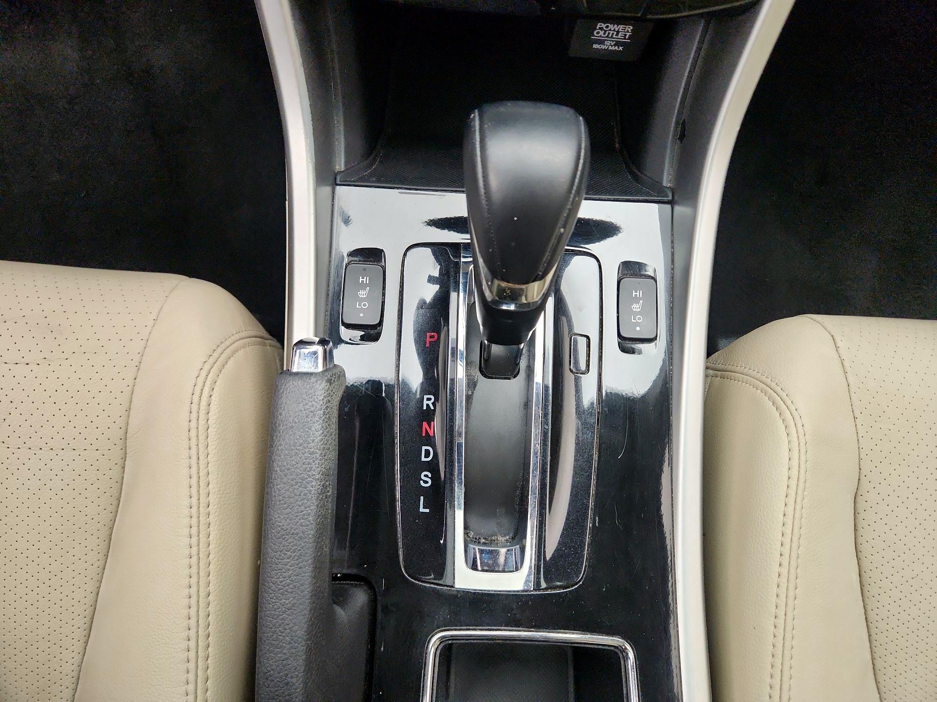Thumbnail: 2016 Honda Accord - 17