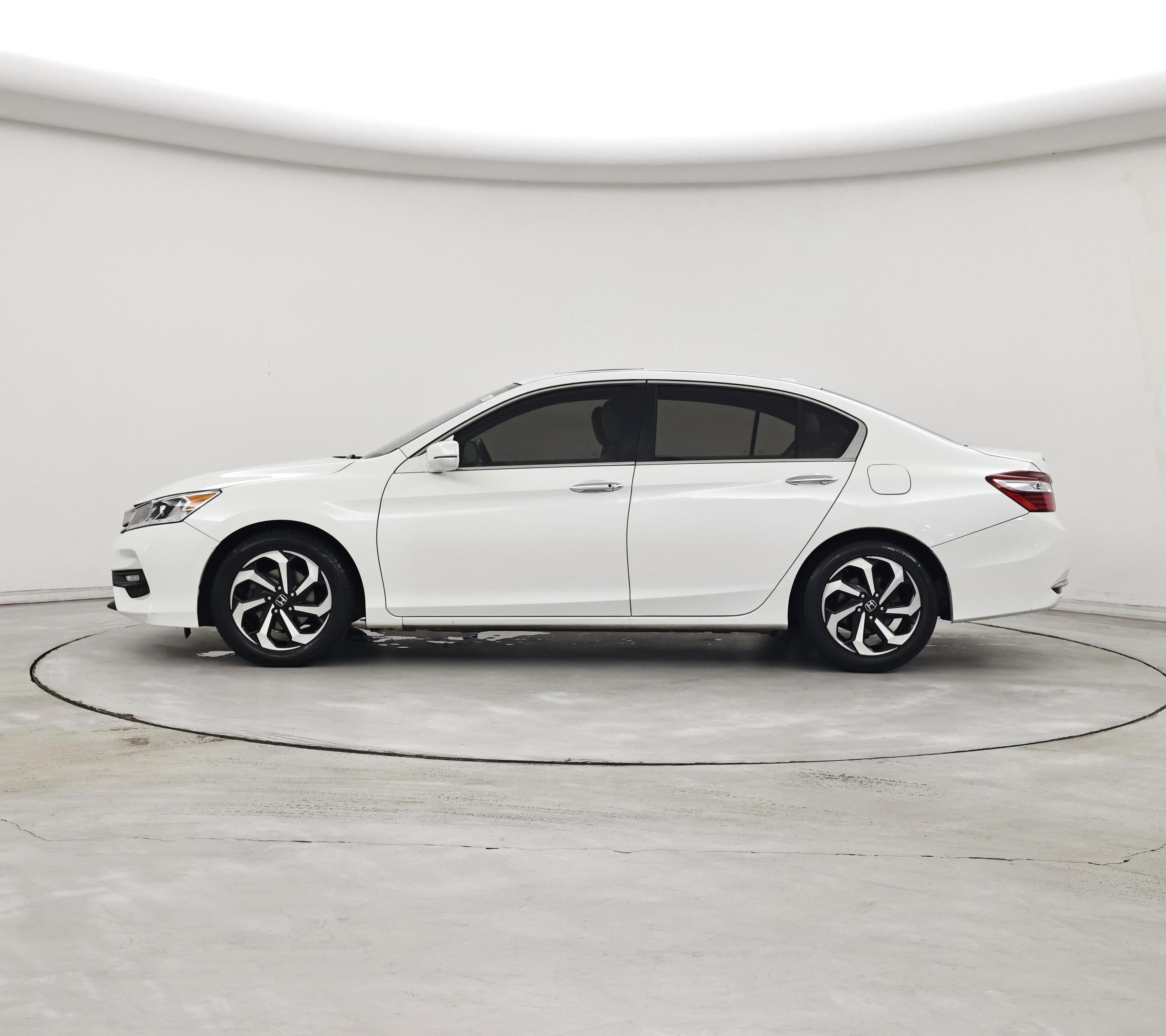 Thumbnail: 2016 Honda Accord - 3