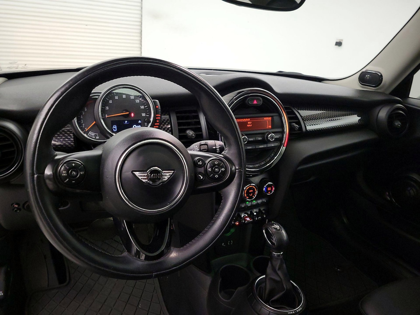 2016 MINI Cooper S - Photo 10