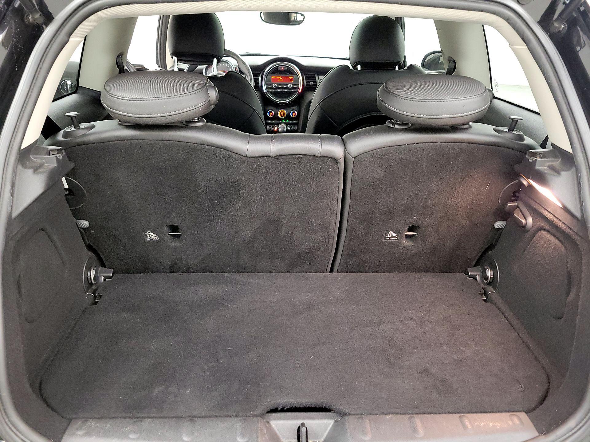 Thumbnail: 2016 MINI Cooper Hardtop - 20