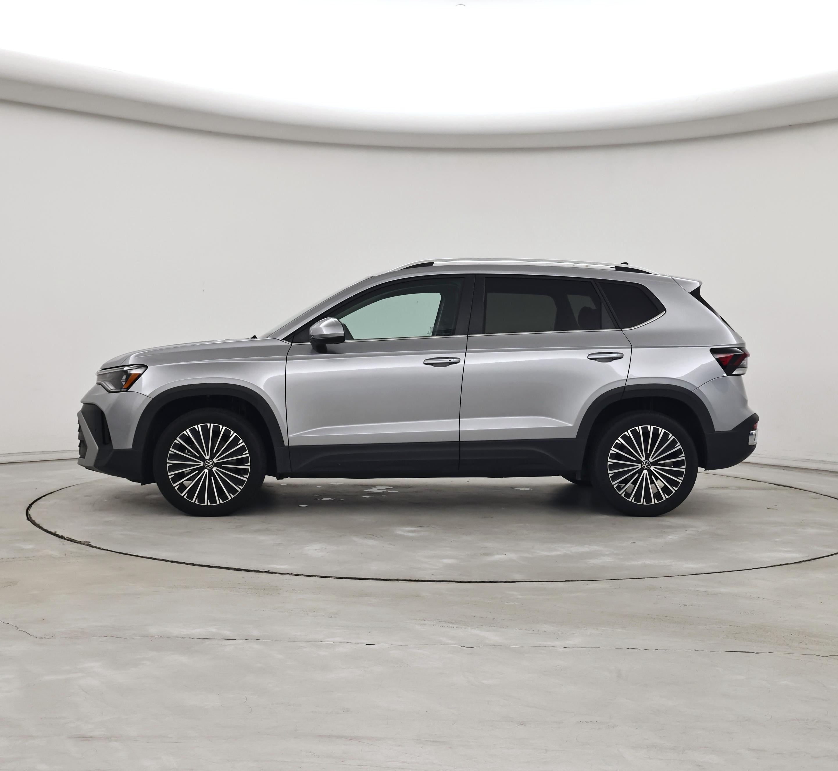 Thumbnail: 2025 Volkswagen Taos - 3