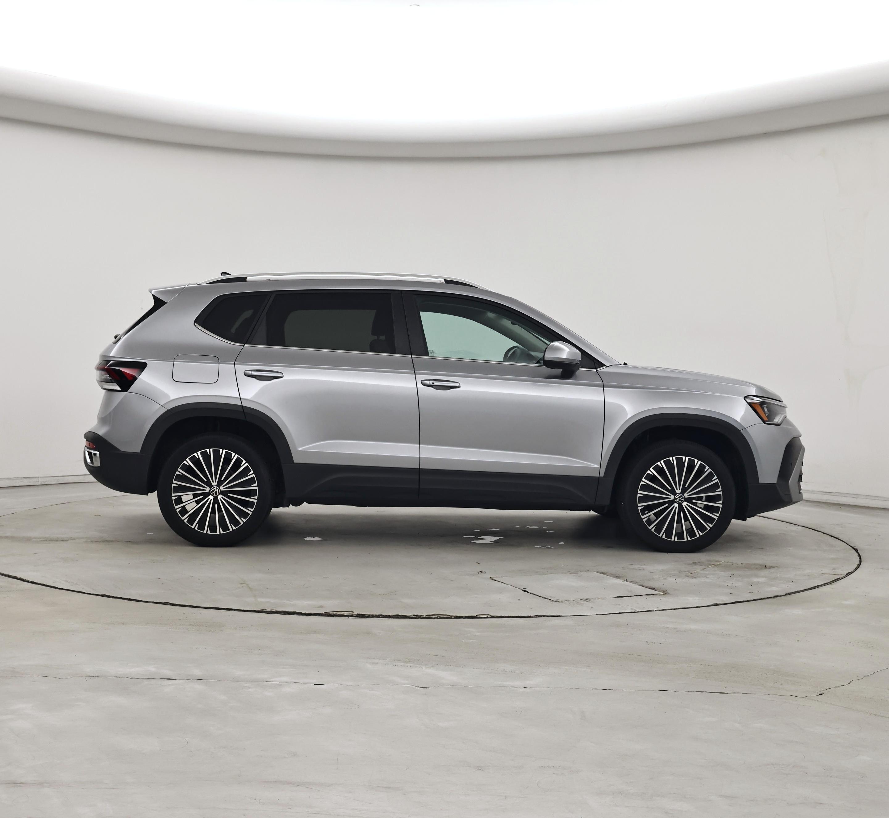 Thumbnail: 2025 Volkswagen Taos - 7