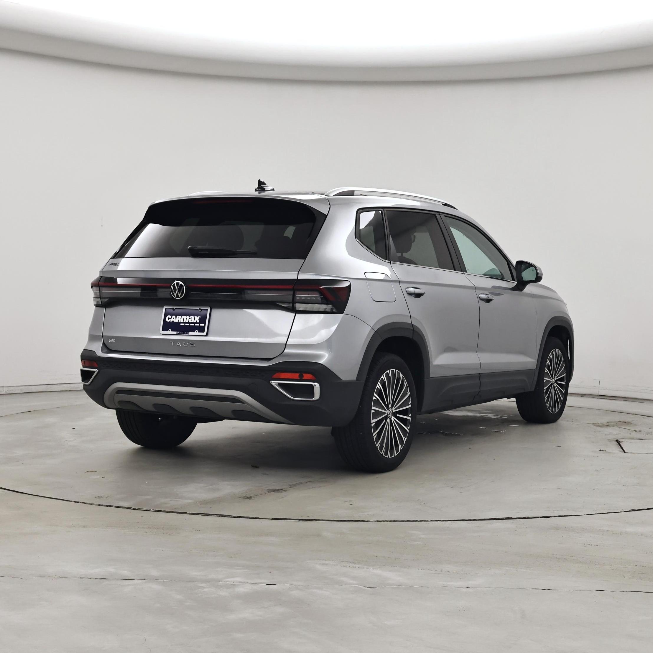Thumbnail: 2025 Volkswagen Taos - 8