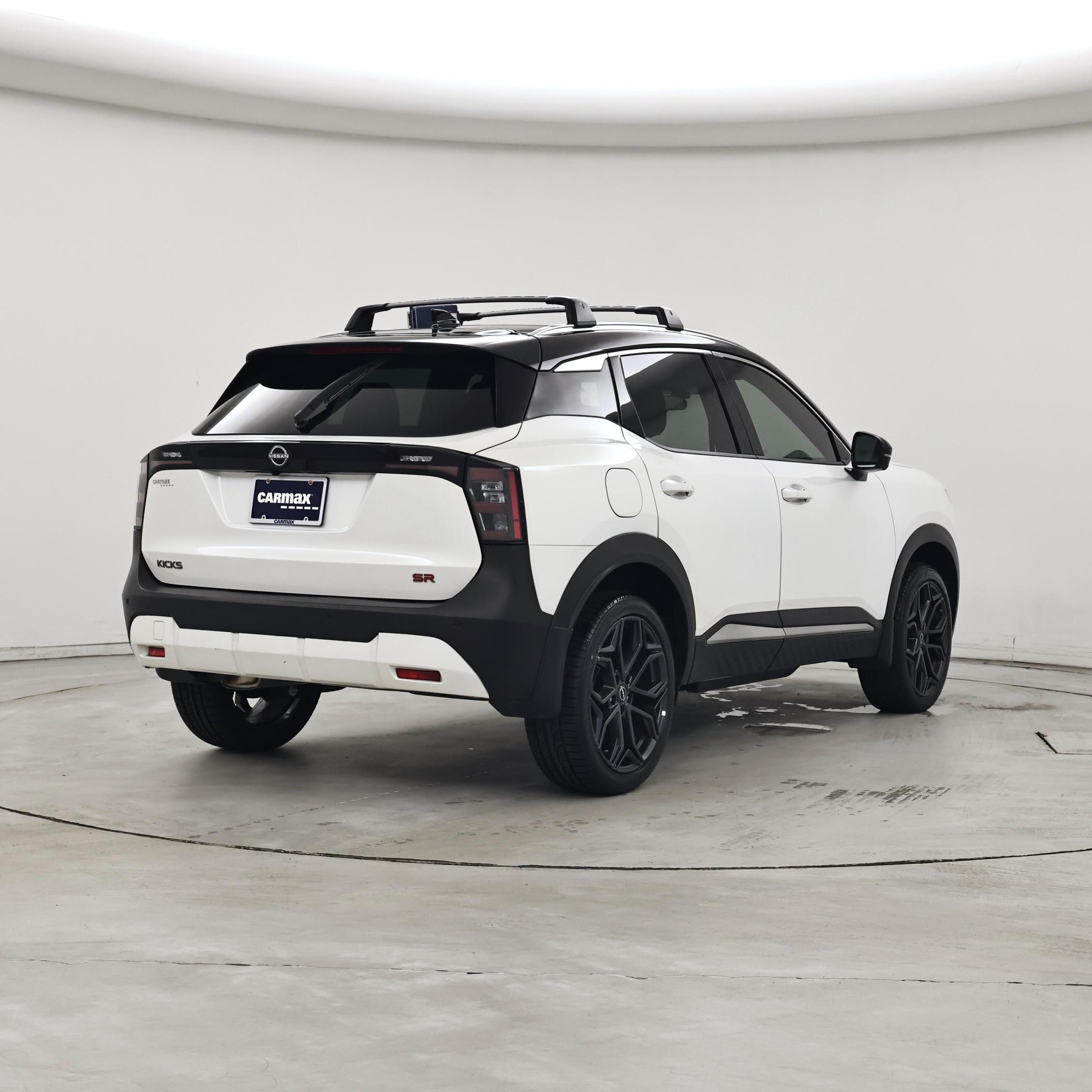 Thumbnail: 2025 Nissan Kicks - 8