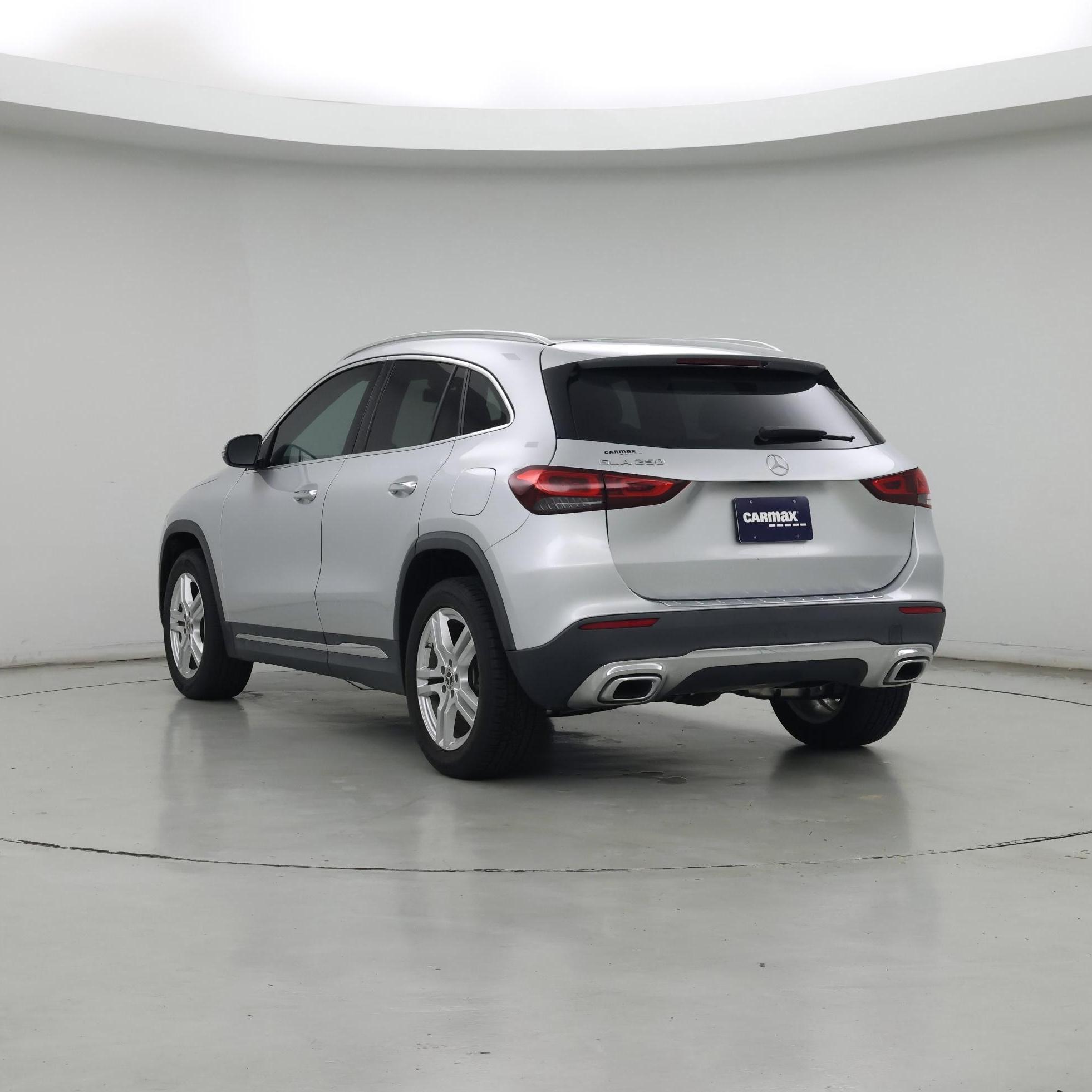Thumbnail: 2021 Mercedes-Benz GLA - 2