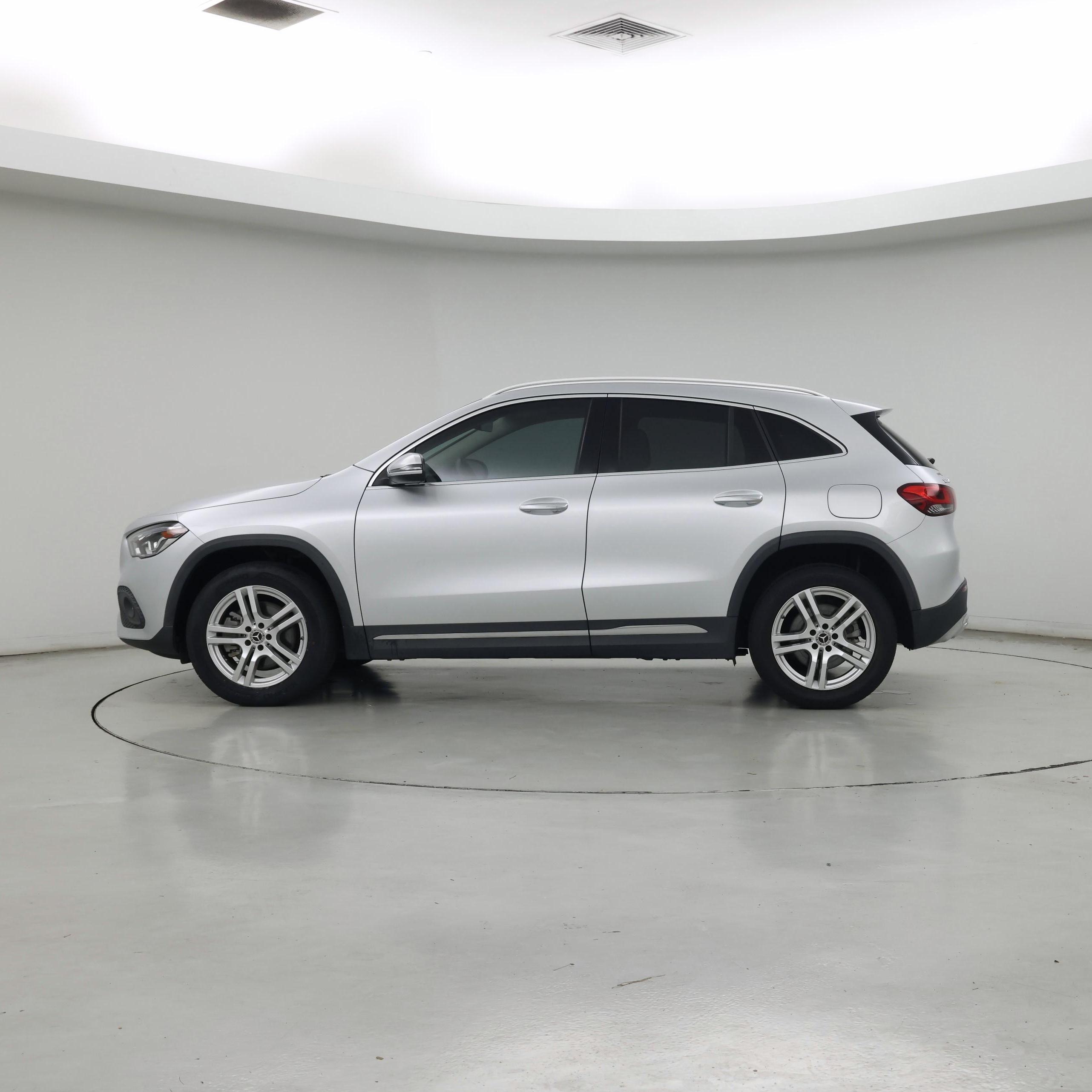 Thumbnail: 2021 Mercedes-Benz GLA - 3