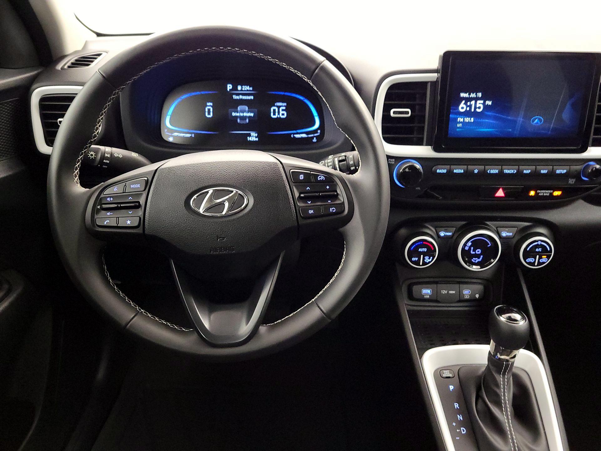 Thumbnail: 2025 Hyundai Venue - 10