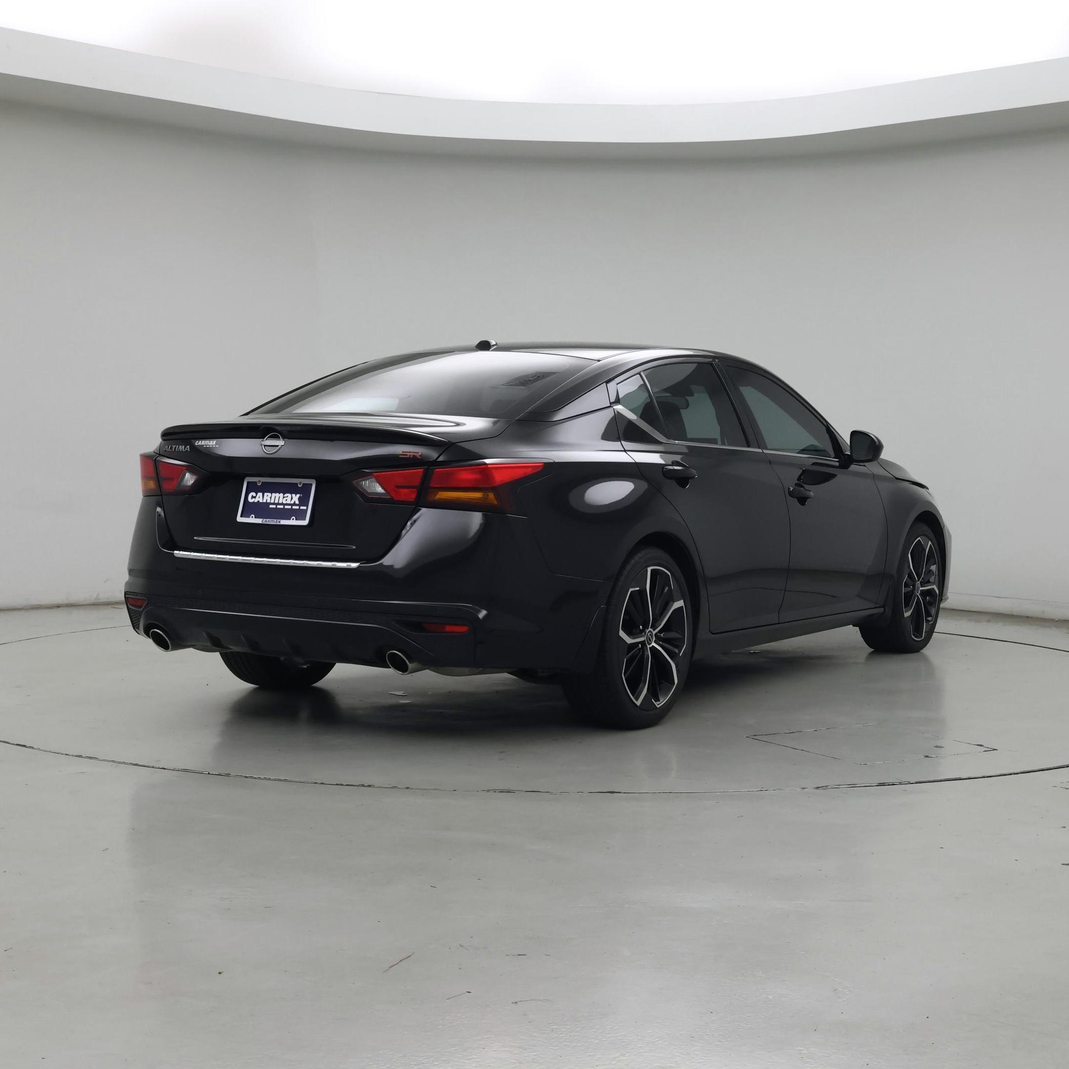 Thumbnail: 2023 Nissan Altima - 8