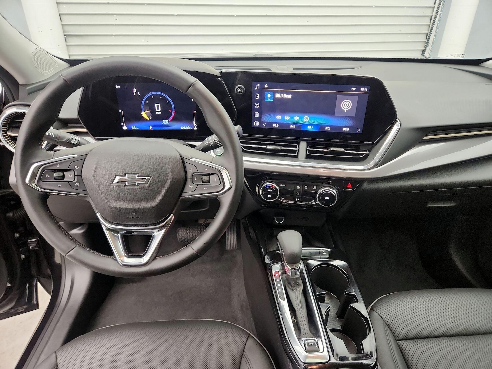 2026 Chevrolet Trax Activ - Photo 10