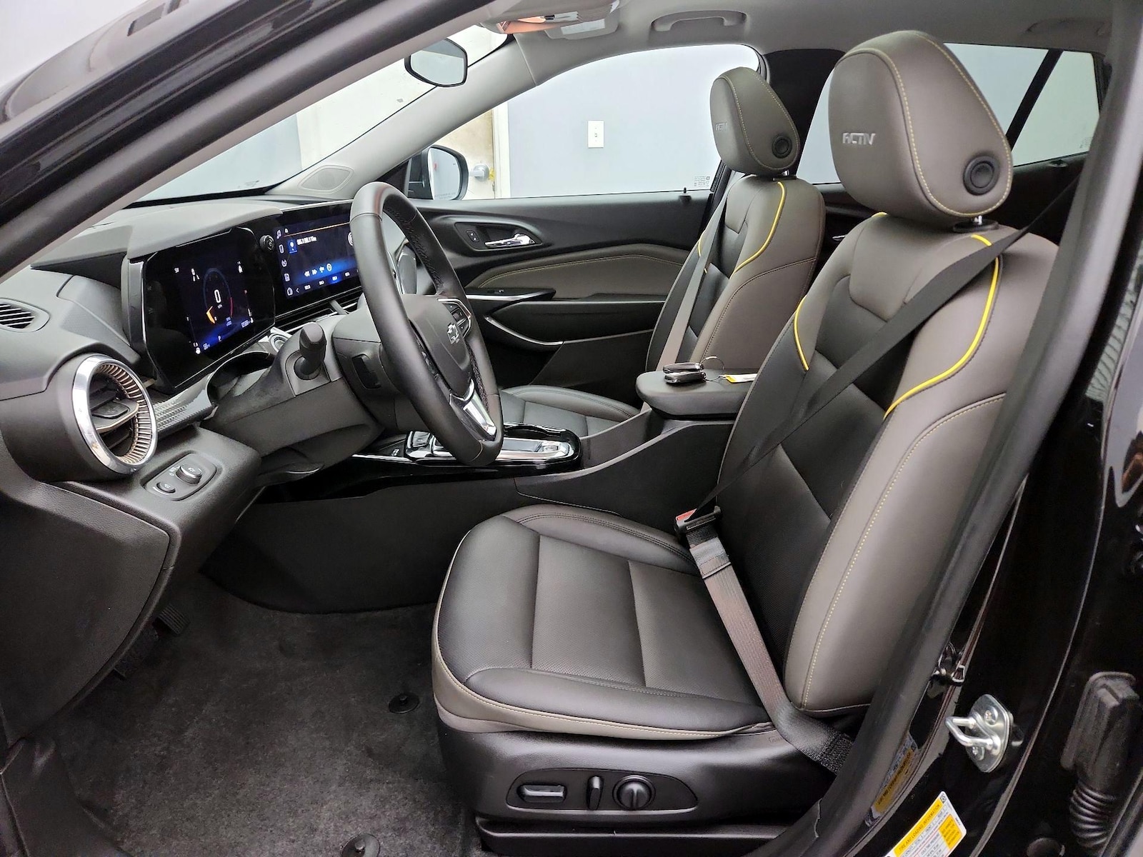 2026 Chevrolet Trax Activ - Photo 12