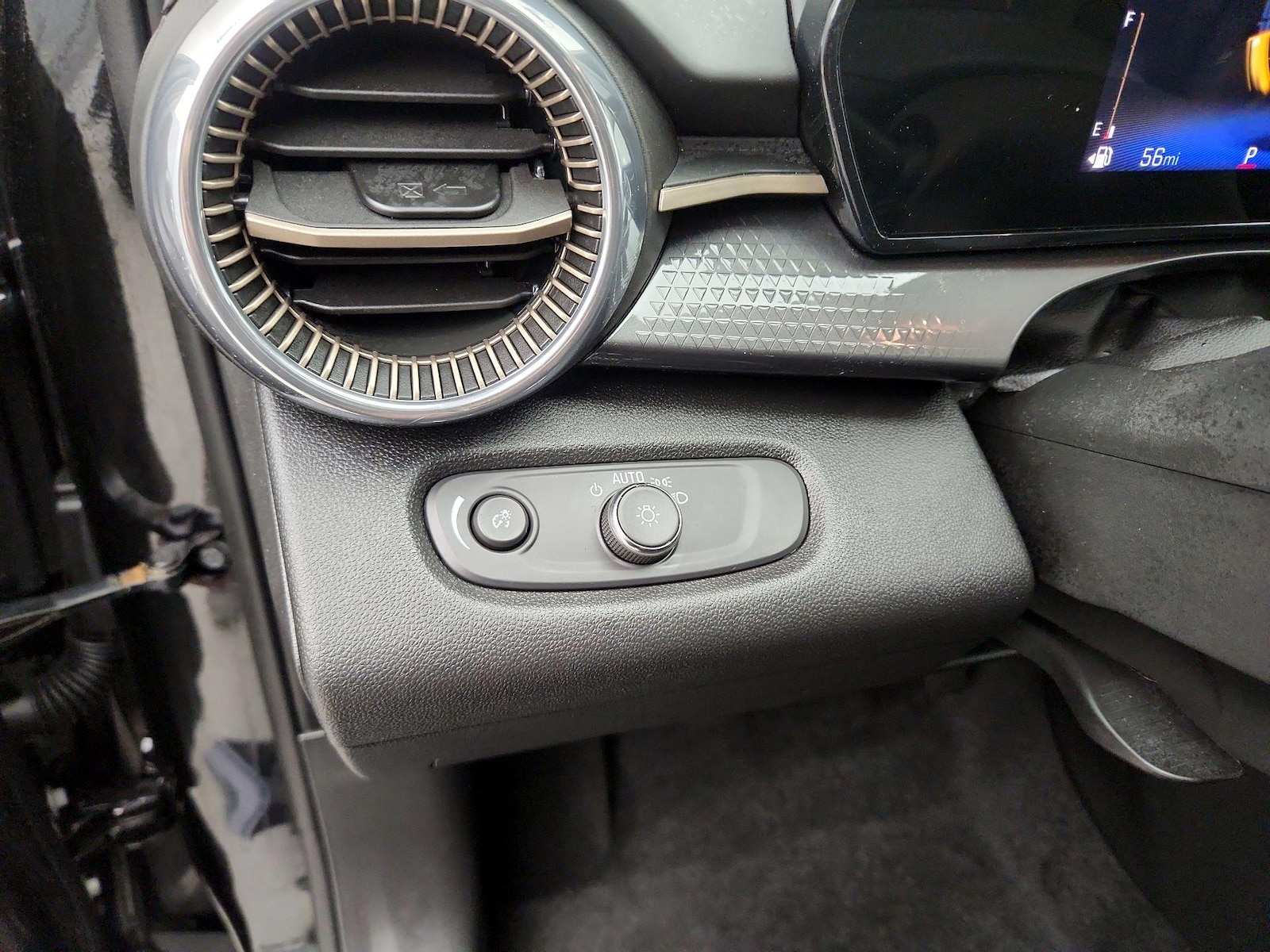 2026 Chevrolet Trax Activ - Photo 14