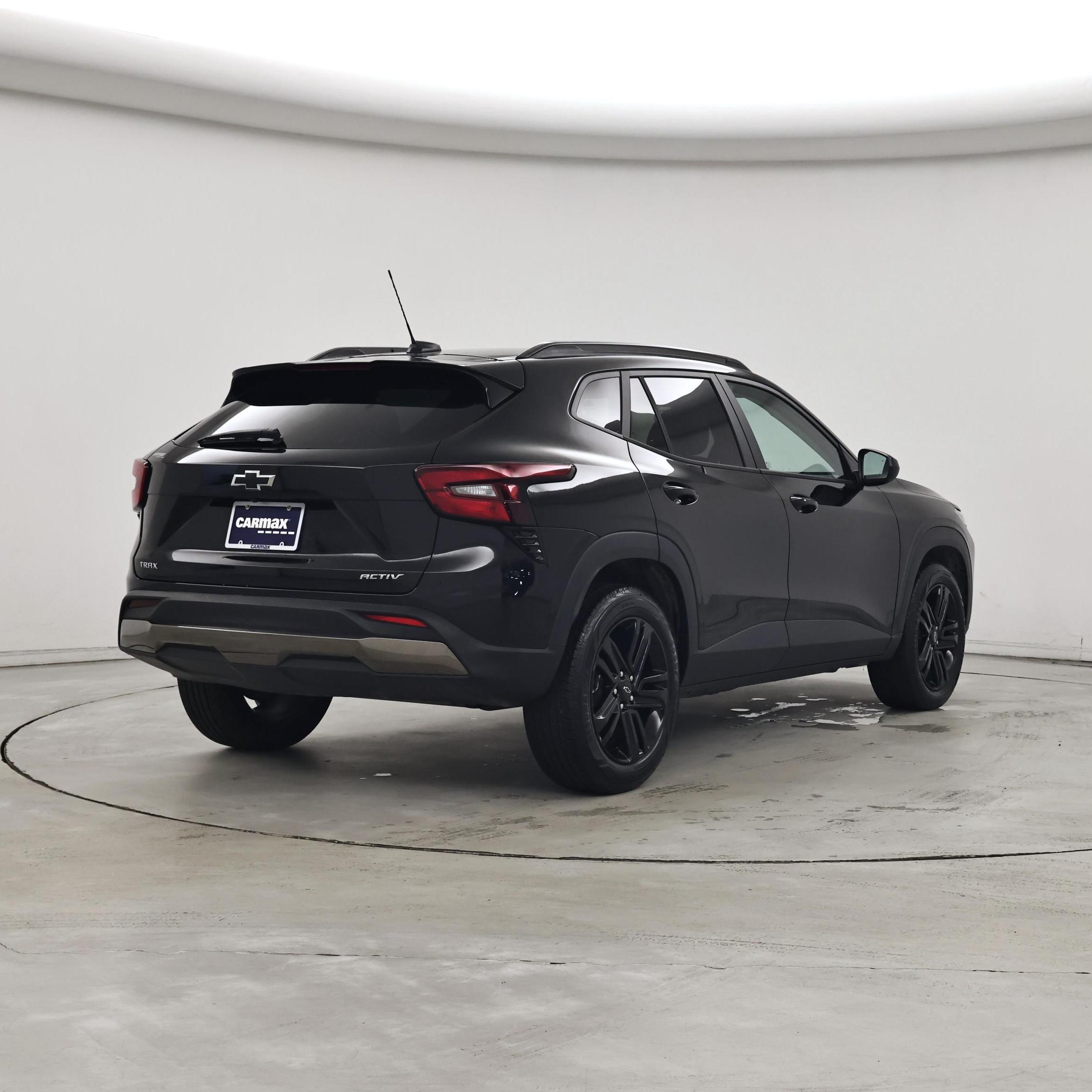 Thumbnail: 2026 Chevrolet Trax - 8