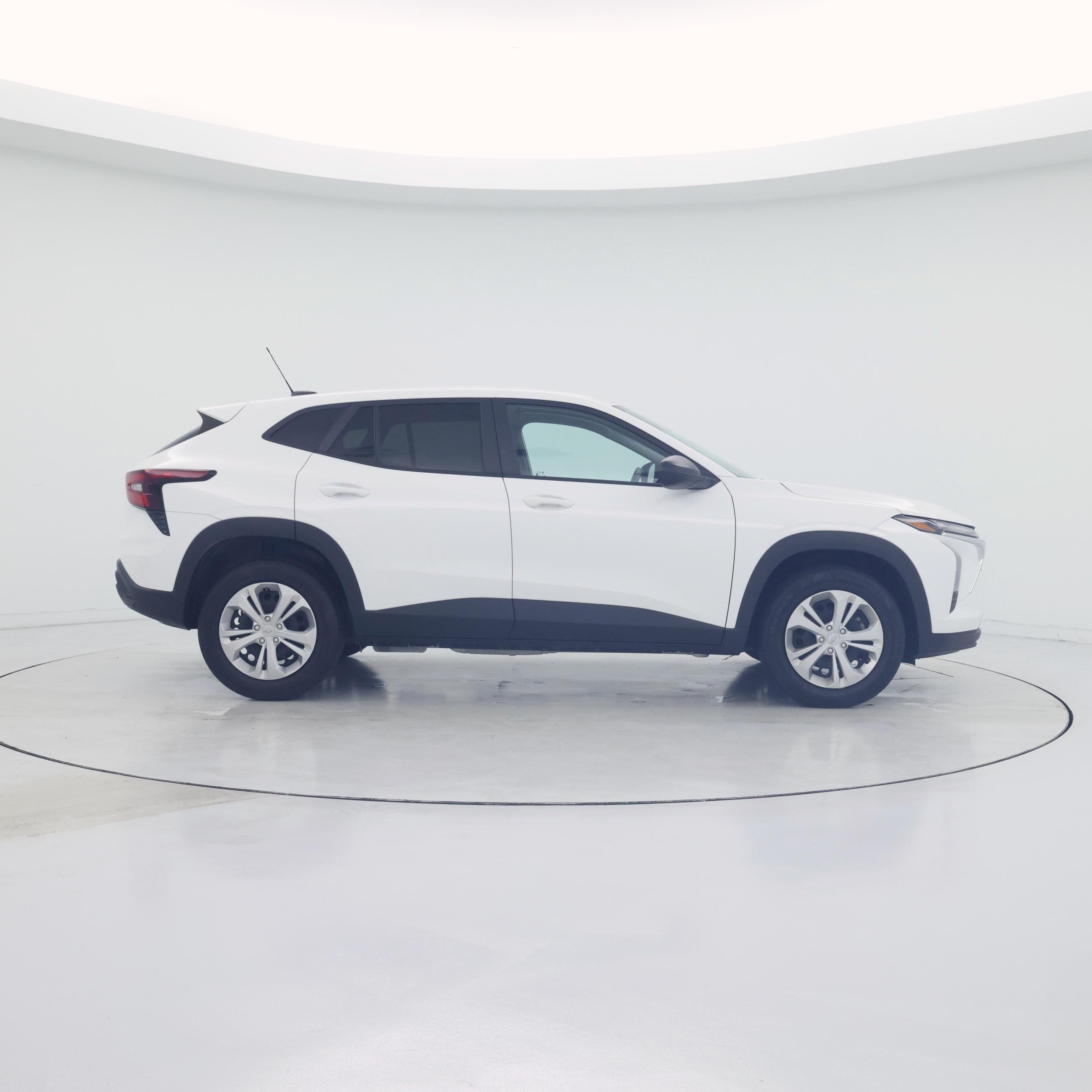 Thumbnail: 2025 Chevrolet Trax - 7