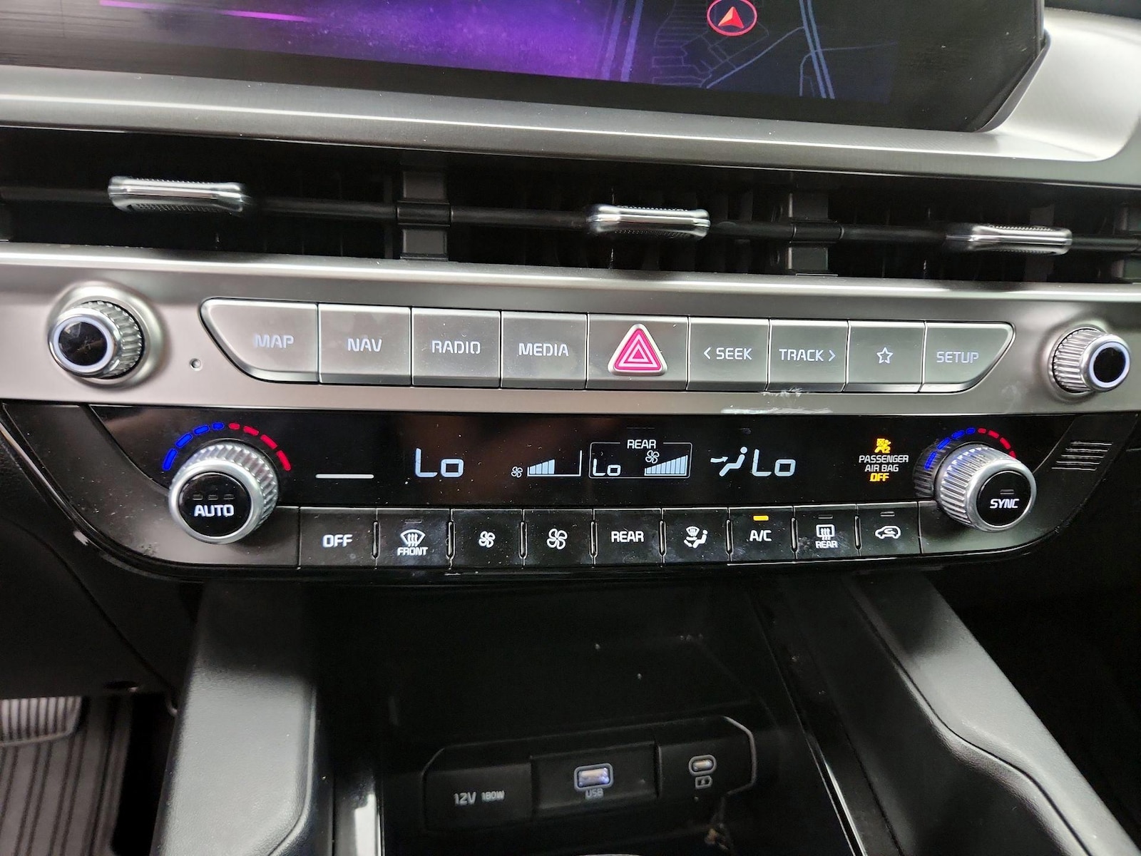 2023 Kia Telluride LX - Photo 18