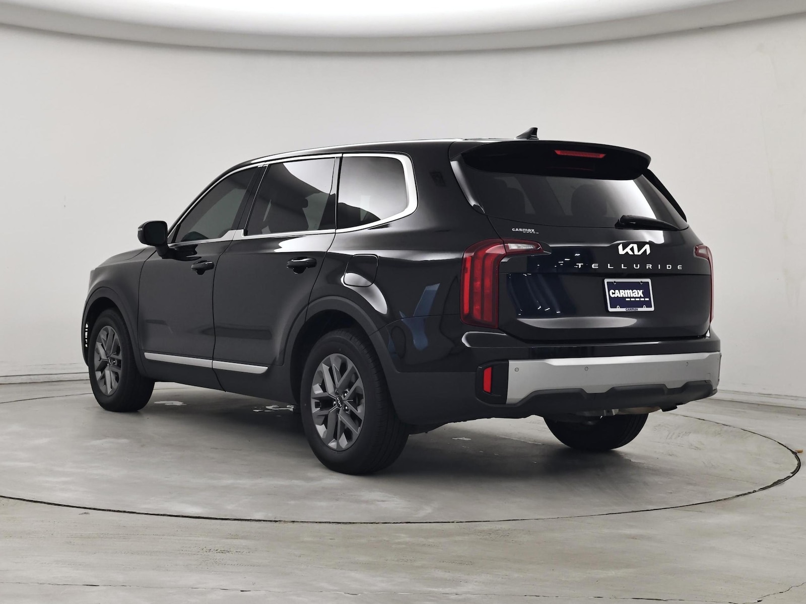 2023 Kia Telluride LX - Photo 3