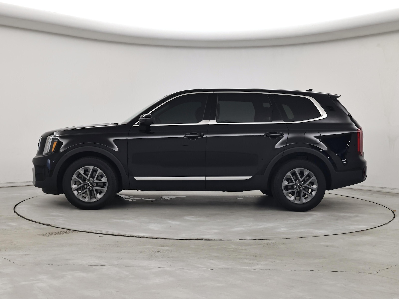 2023 Kia Telluride LX - Photo 4
