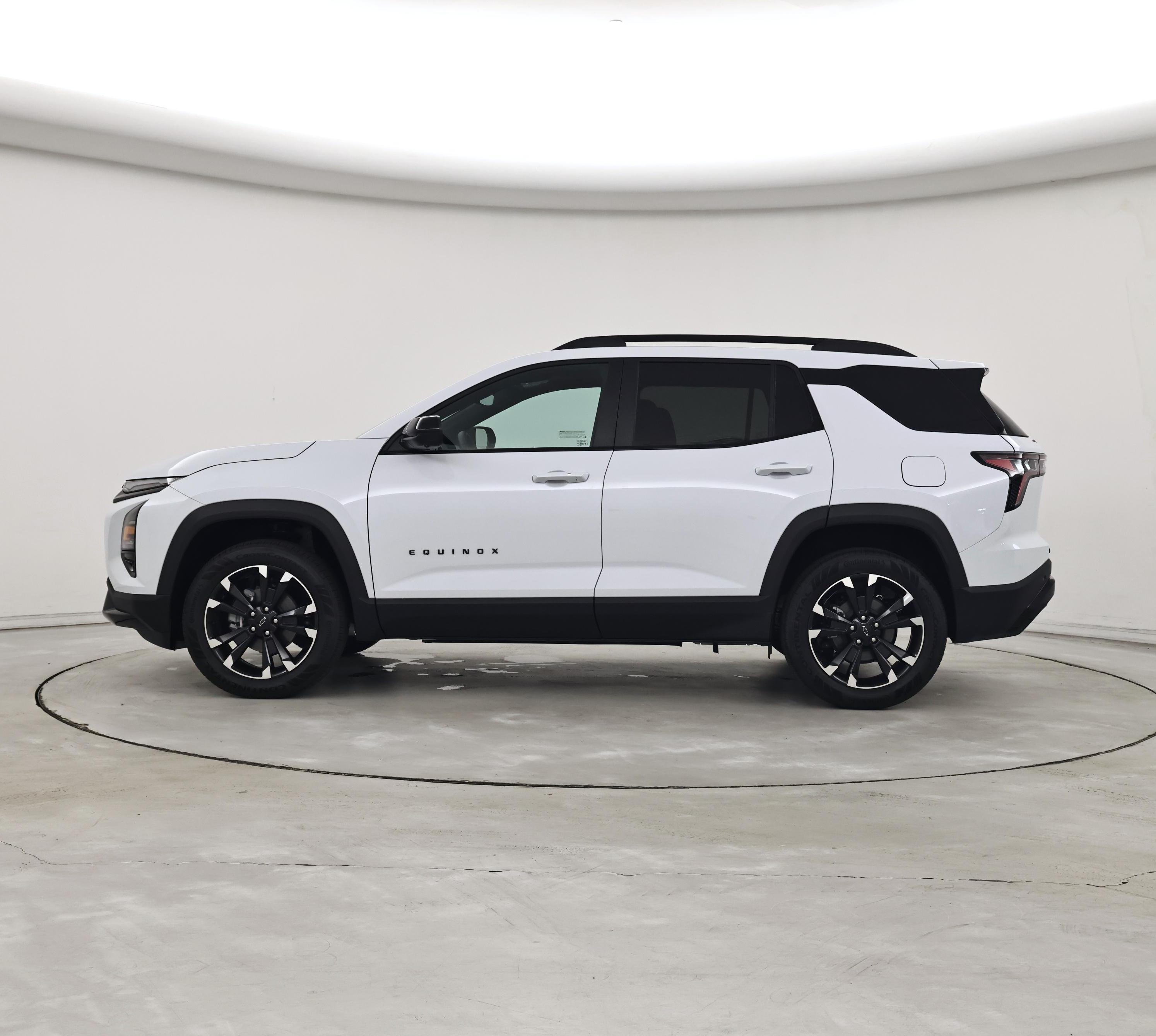 Thumbnail: 2026 Chevrolet Equinox - 3