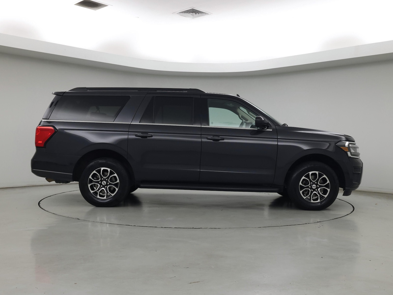 2024 Ford Expedition XLT - Photo 8