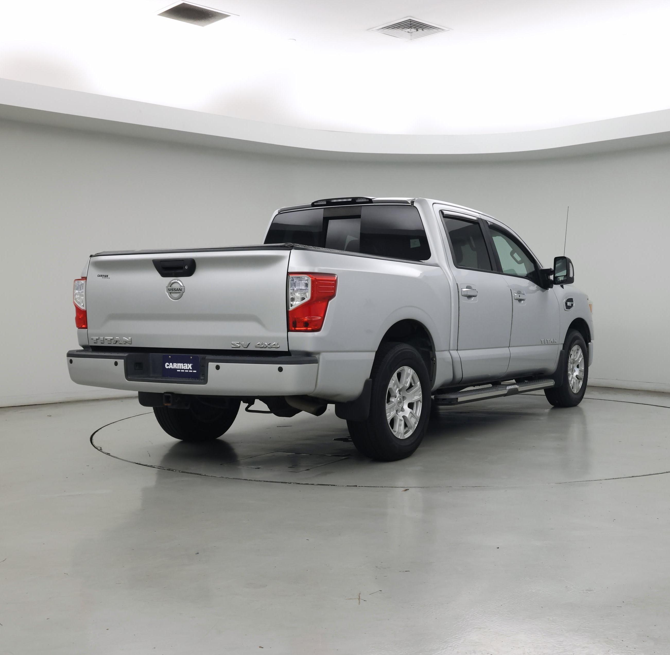 Thumbnail: 2017 Nissan Titan - 8