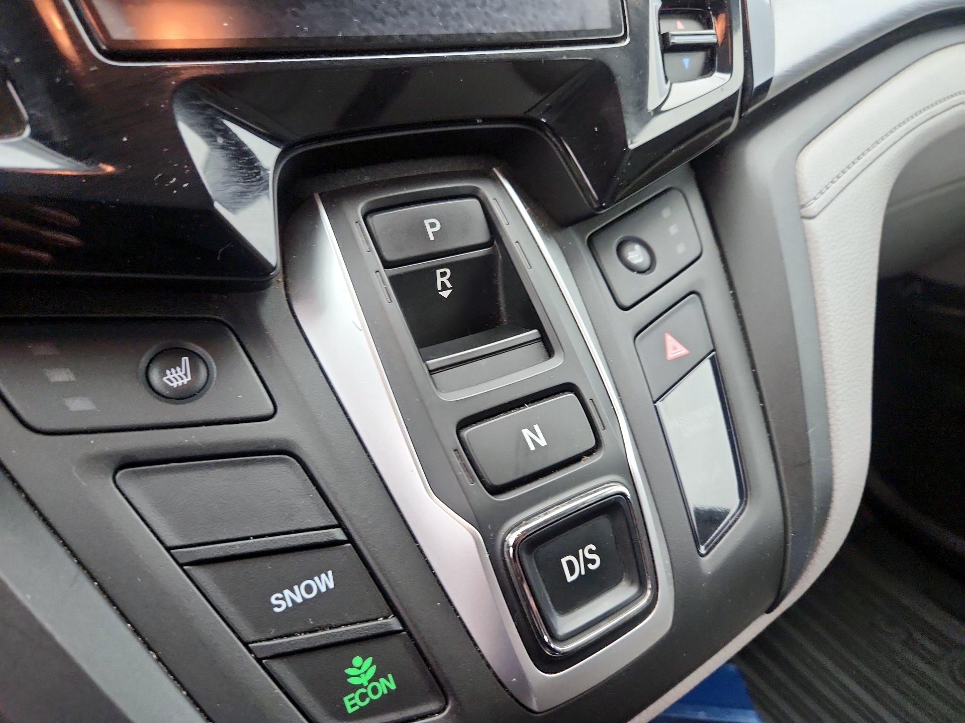 Thumbnail: 2019 Honda Odyssey - 18