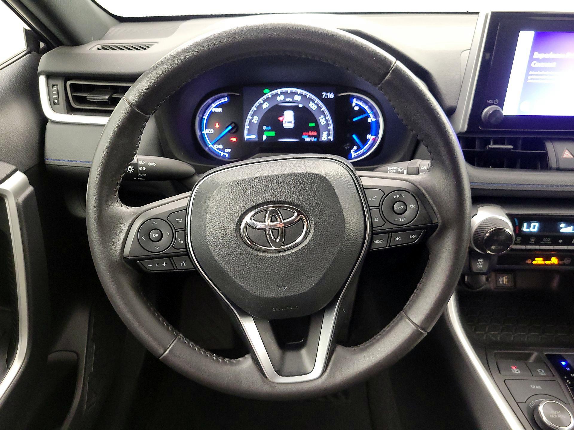 Thumbnail: 2024 Toyota RAV4 - 10