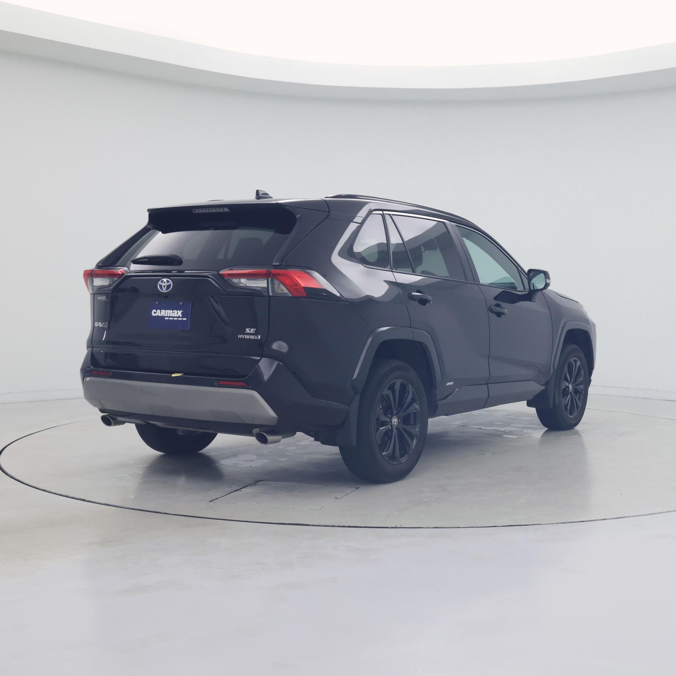 Thumbnail: 2024 Toyota RAV4 - 8
