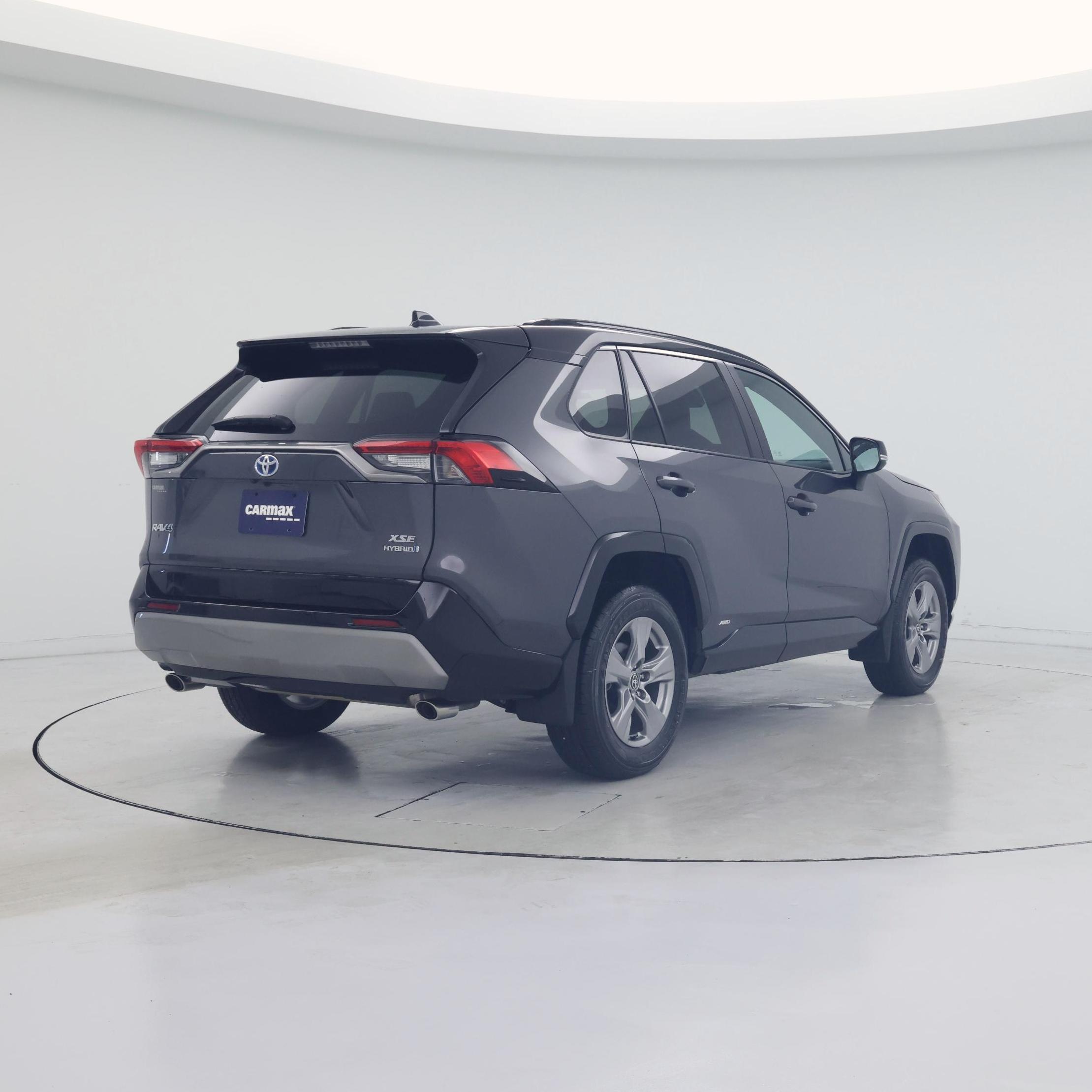 Thumbnail: 2024 Toyota RAV4 - 8