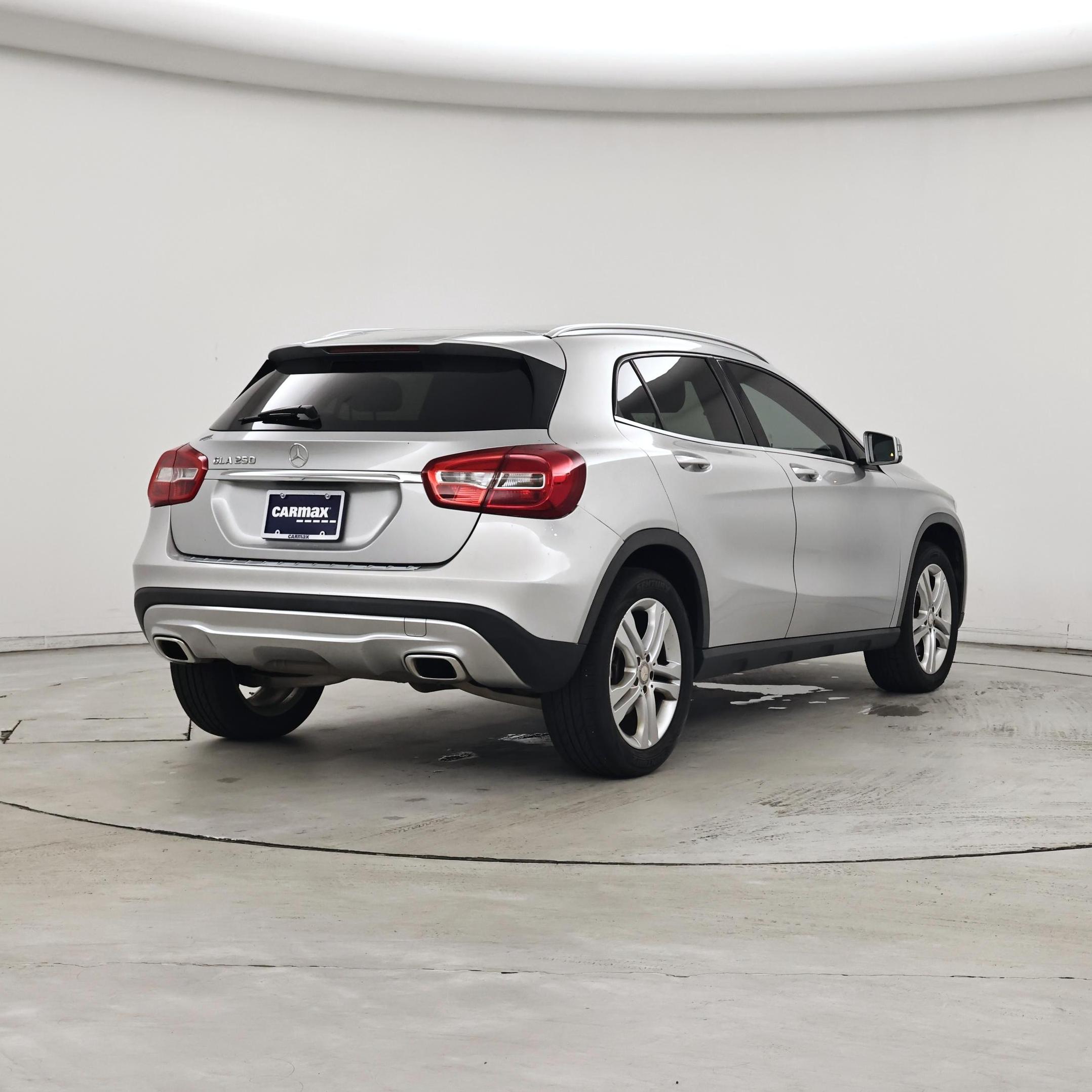 Thumbnail: 2015 Mercedes-Benz GLA - 8