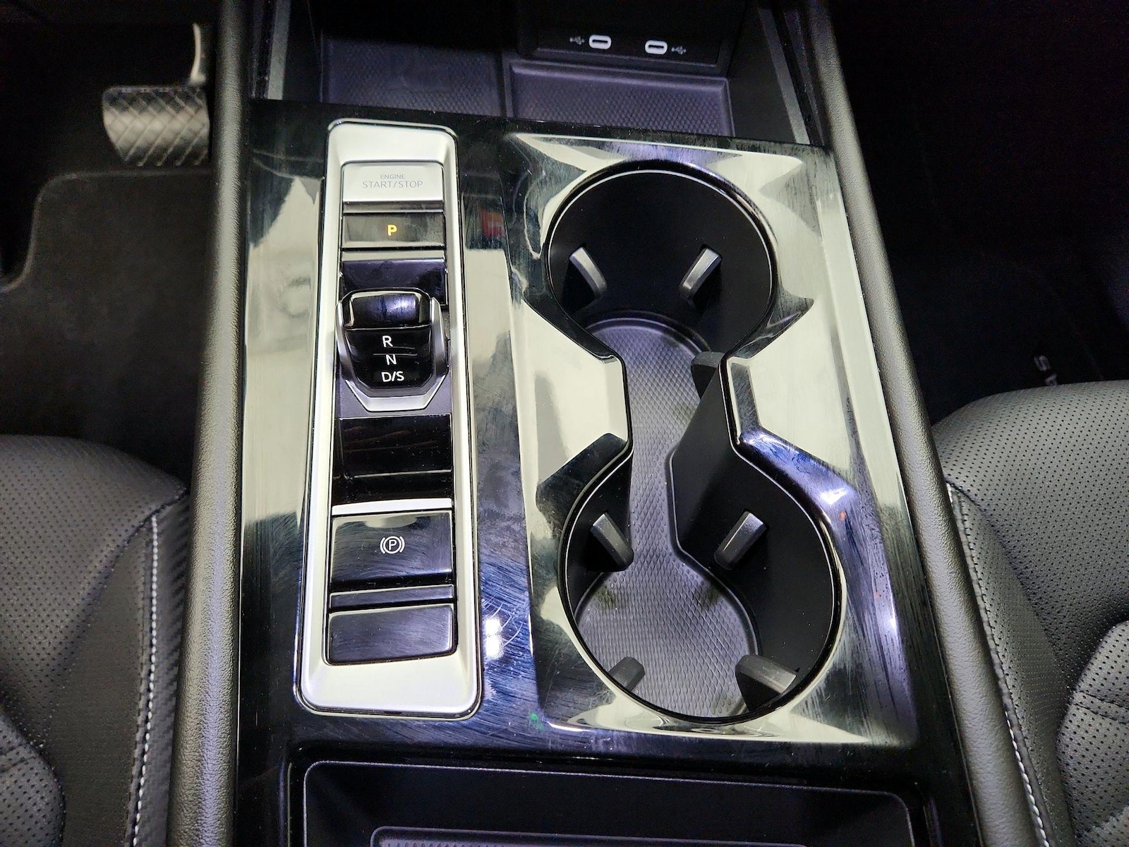 2024 Volkswagen Atlas Cross Sport SE w/Tech - Photo 18
