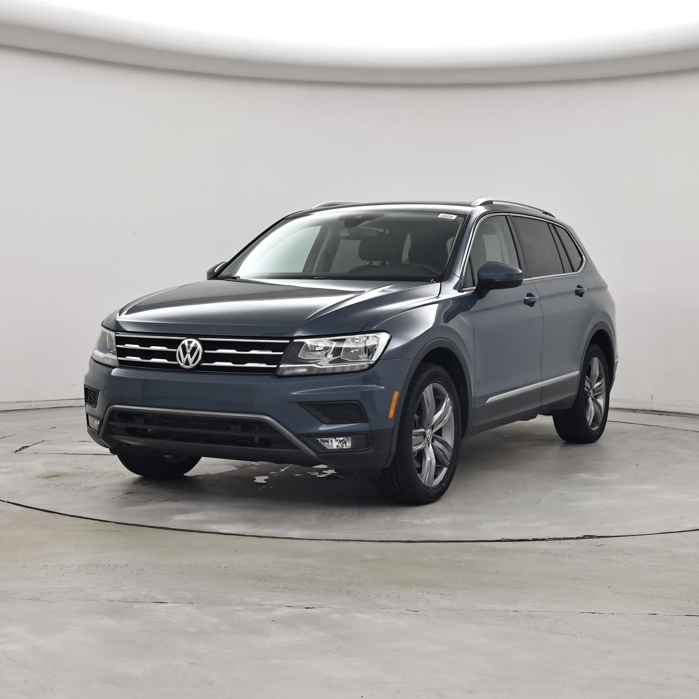 Thumbnail: 2021 Volkswagen Tiguan - 4
