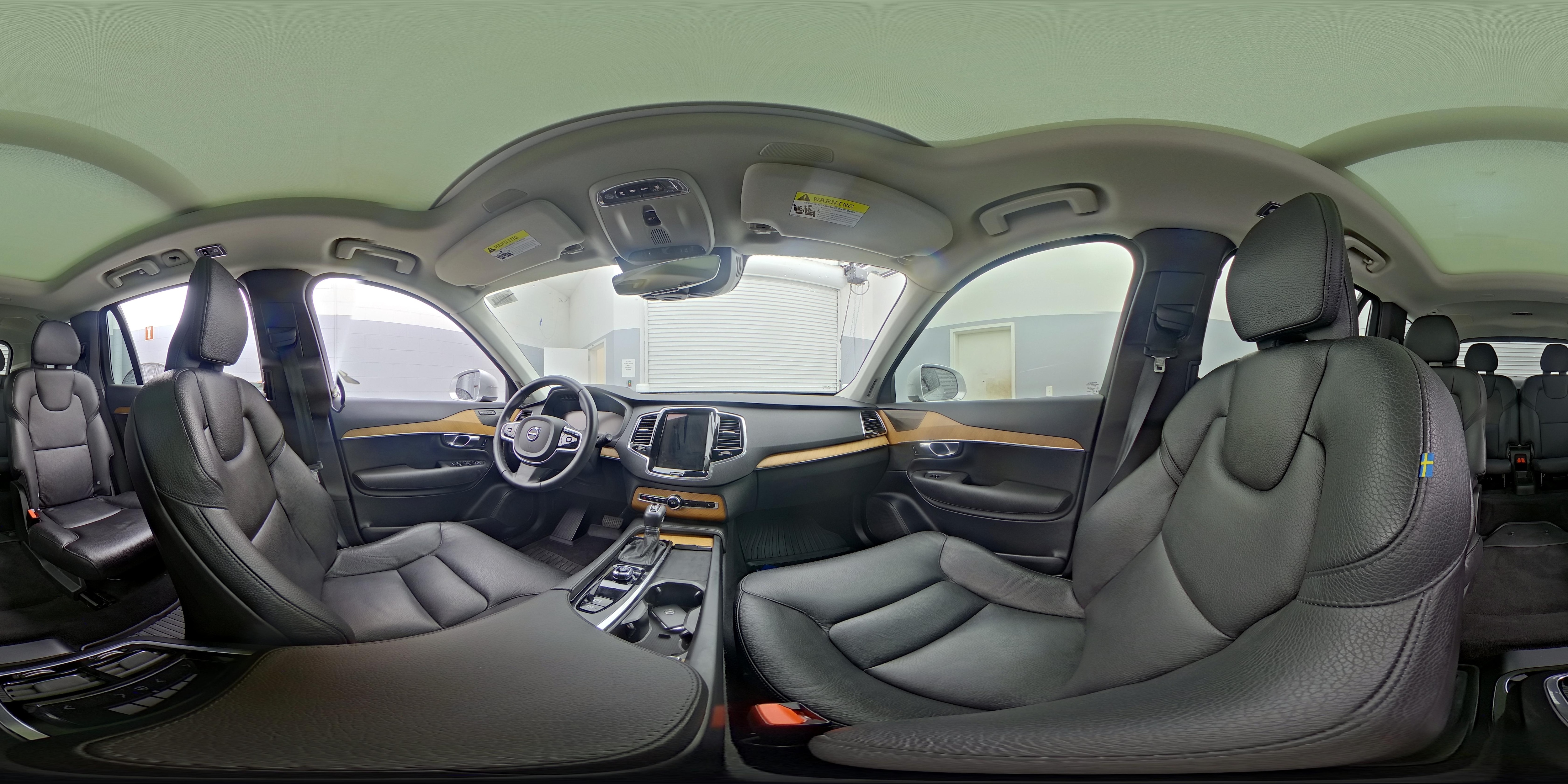 2022 Volvo XC90 Momentum - Photo 26