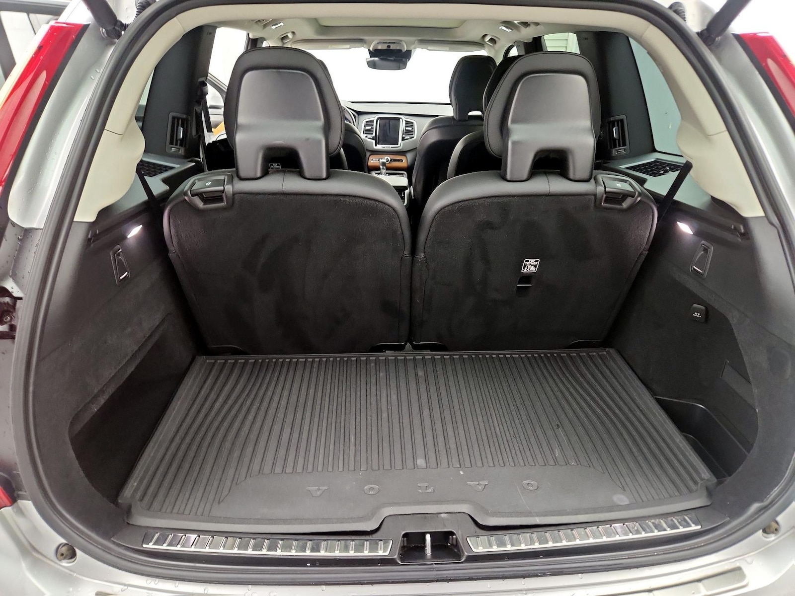 2022 Volvo XC90 Momentum - Photo 23