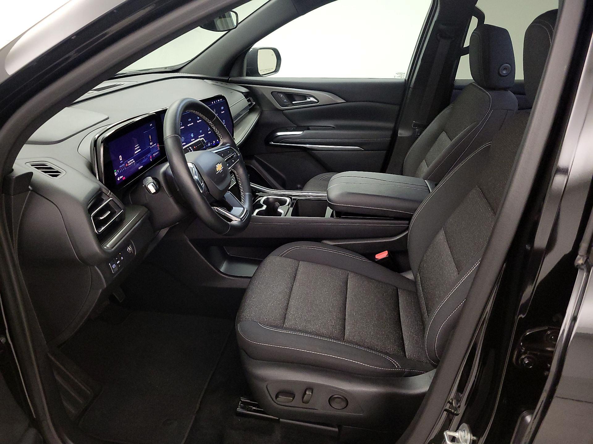 Thumbnail: 2025 Chevrolet Traverse - 11