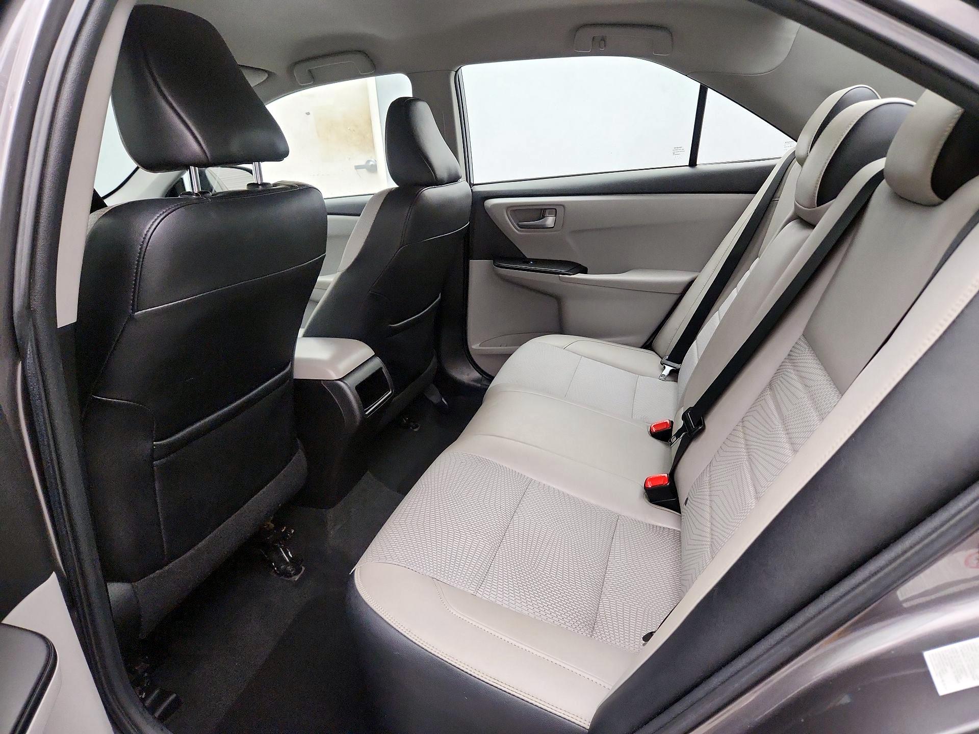 Thumbnail: 2017 Toyota Camry - 19
