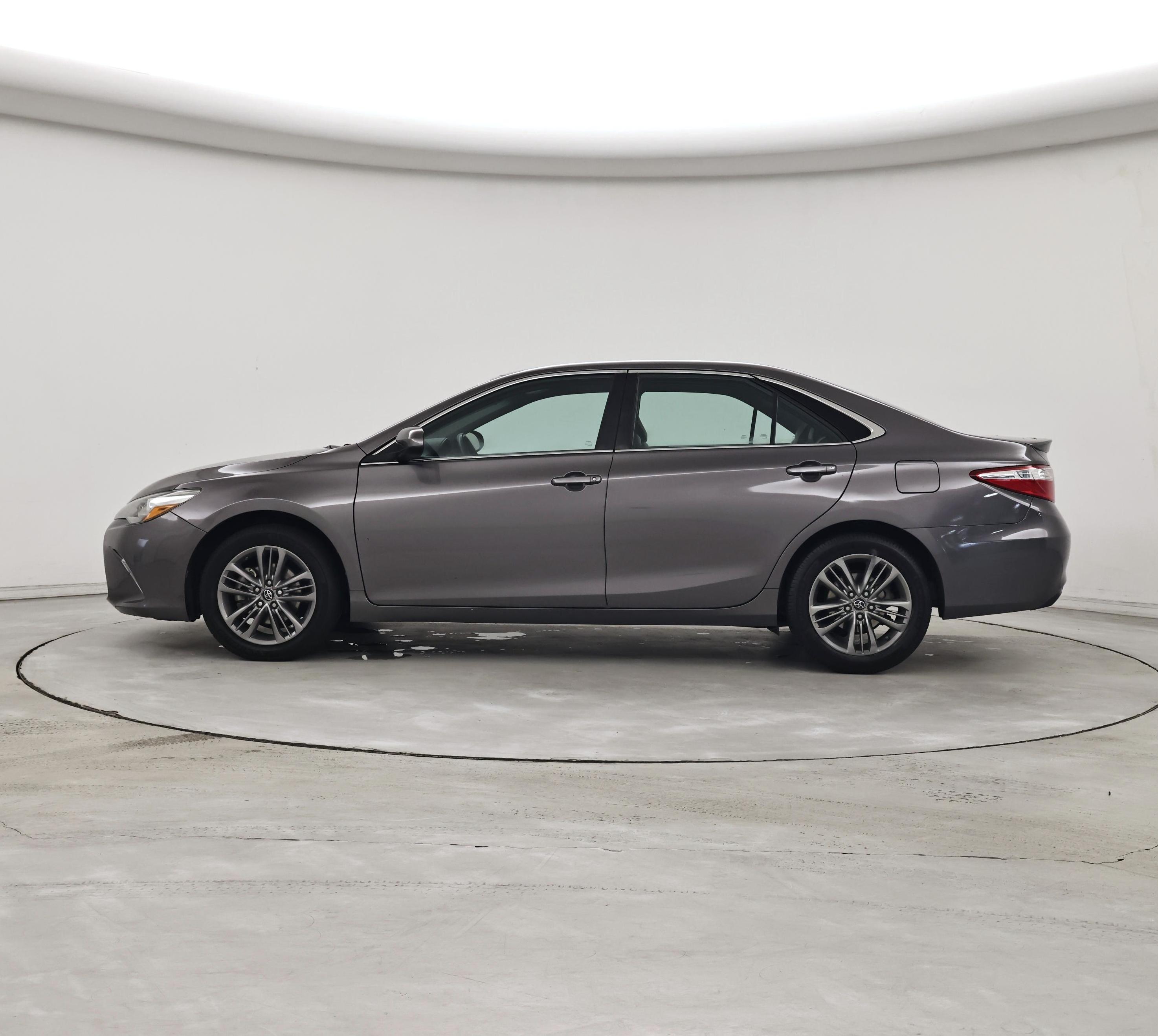 Thumbnail: 2017 Toyota Camry - 3