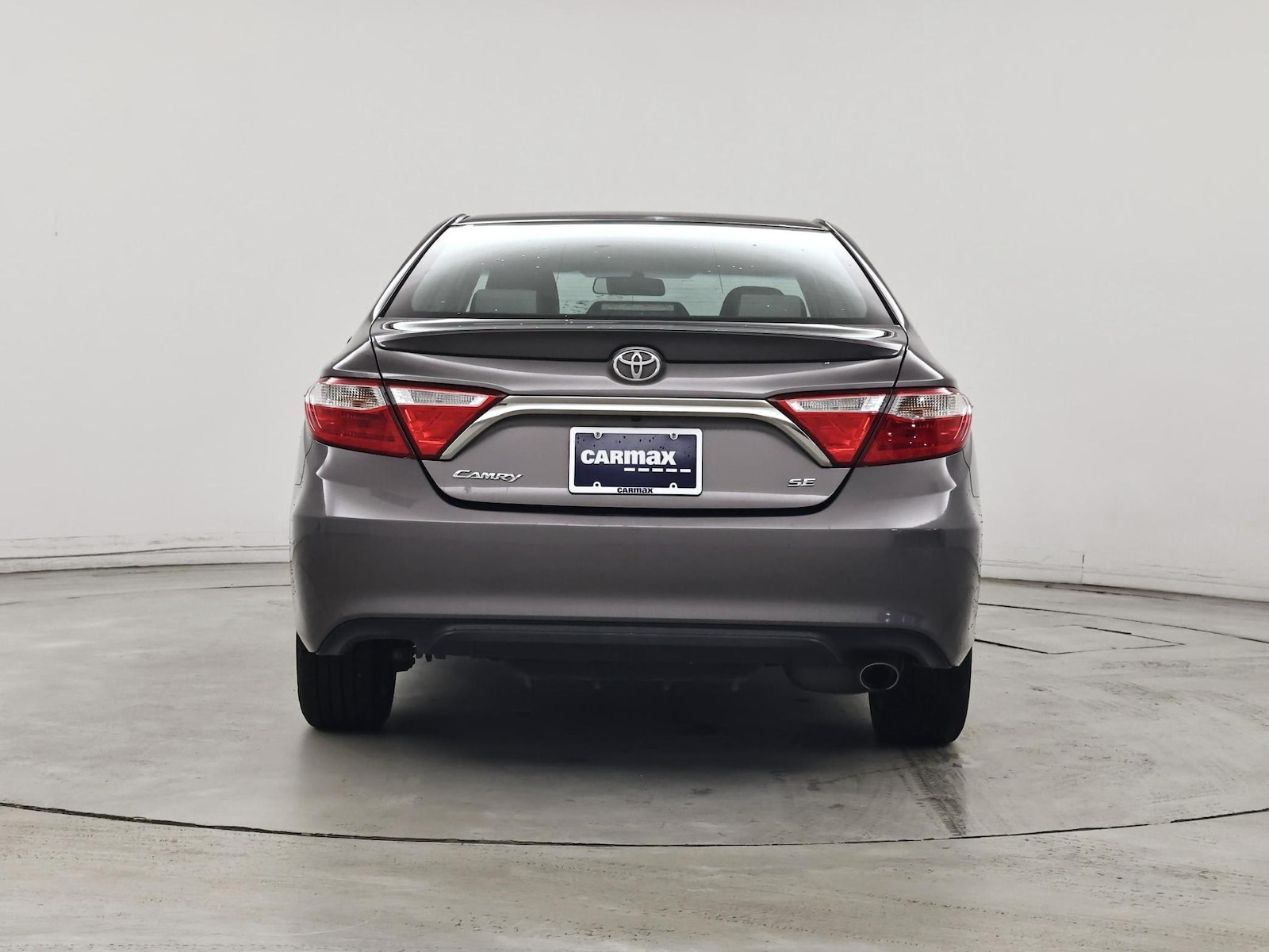 2017 Toyota Camry SE - Photo 7