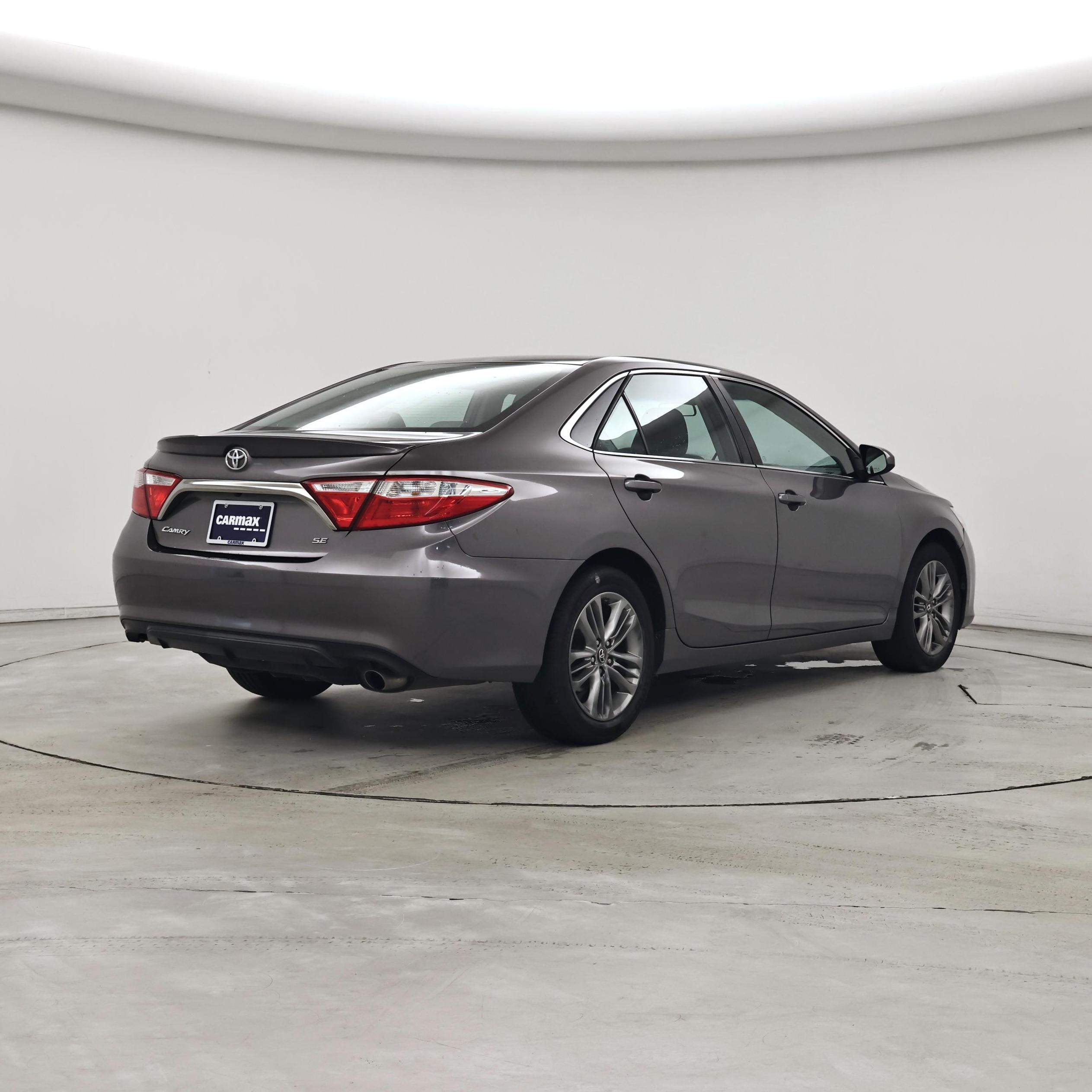 Thumbnail: 2017 Toyota Camry - 8