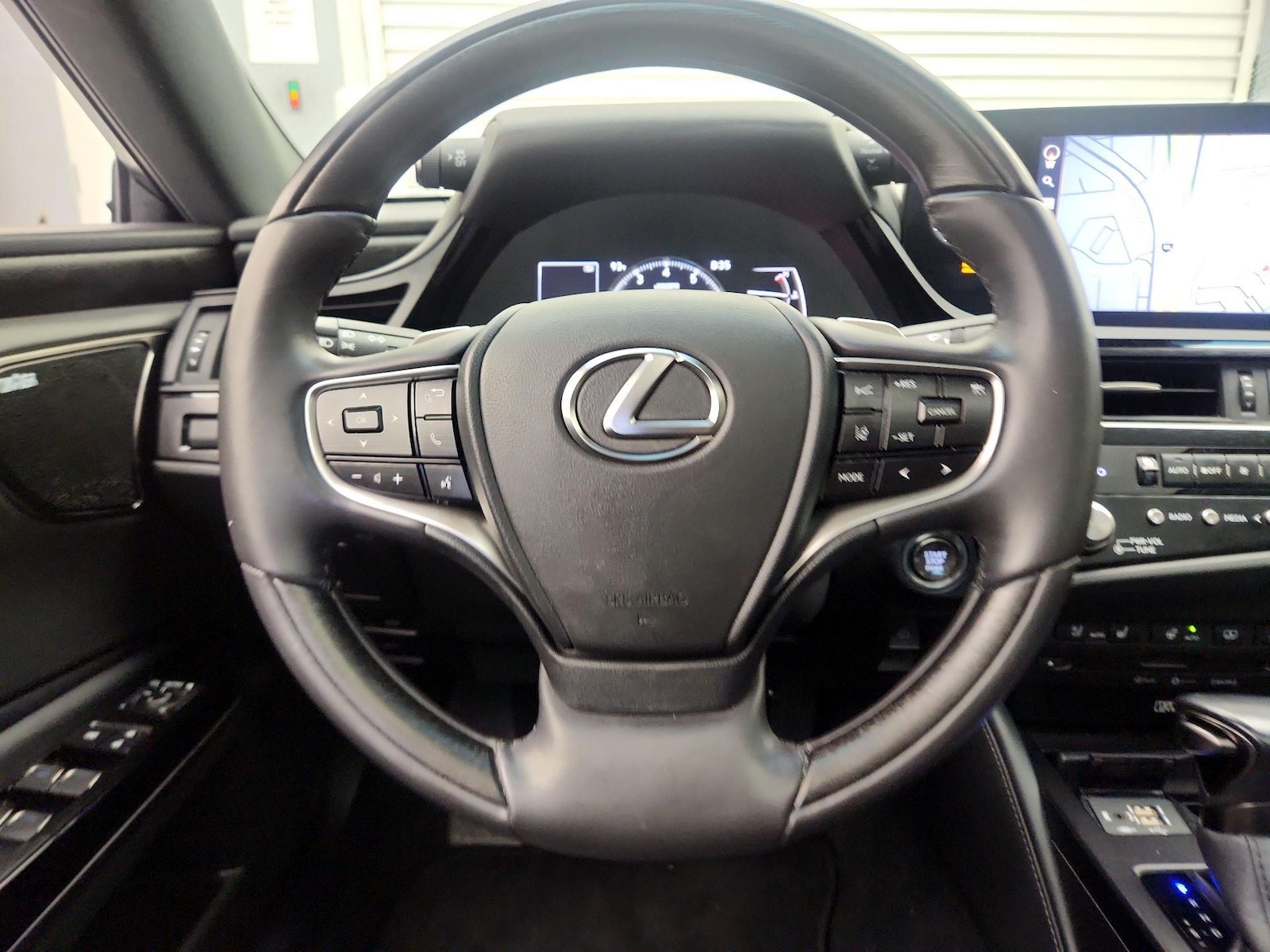 2022 Lexus ES 350 Ultra Luxury - Photo 11
