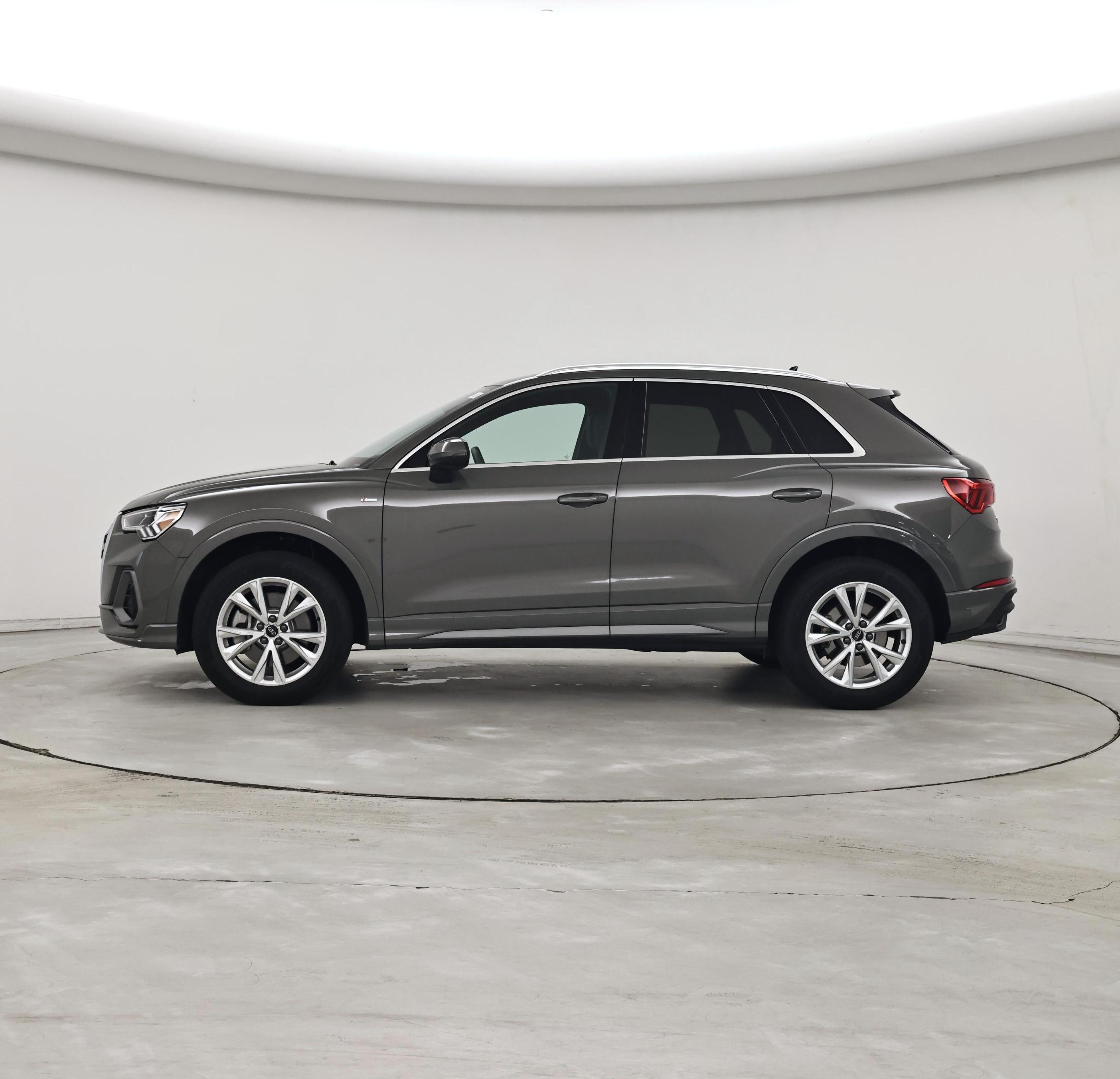 Thumbnail: 2025 Audi Q3 - 3