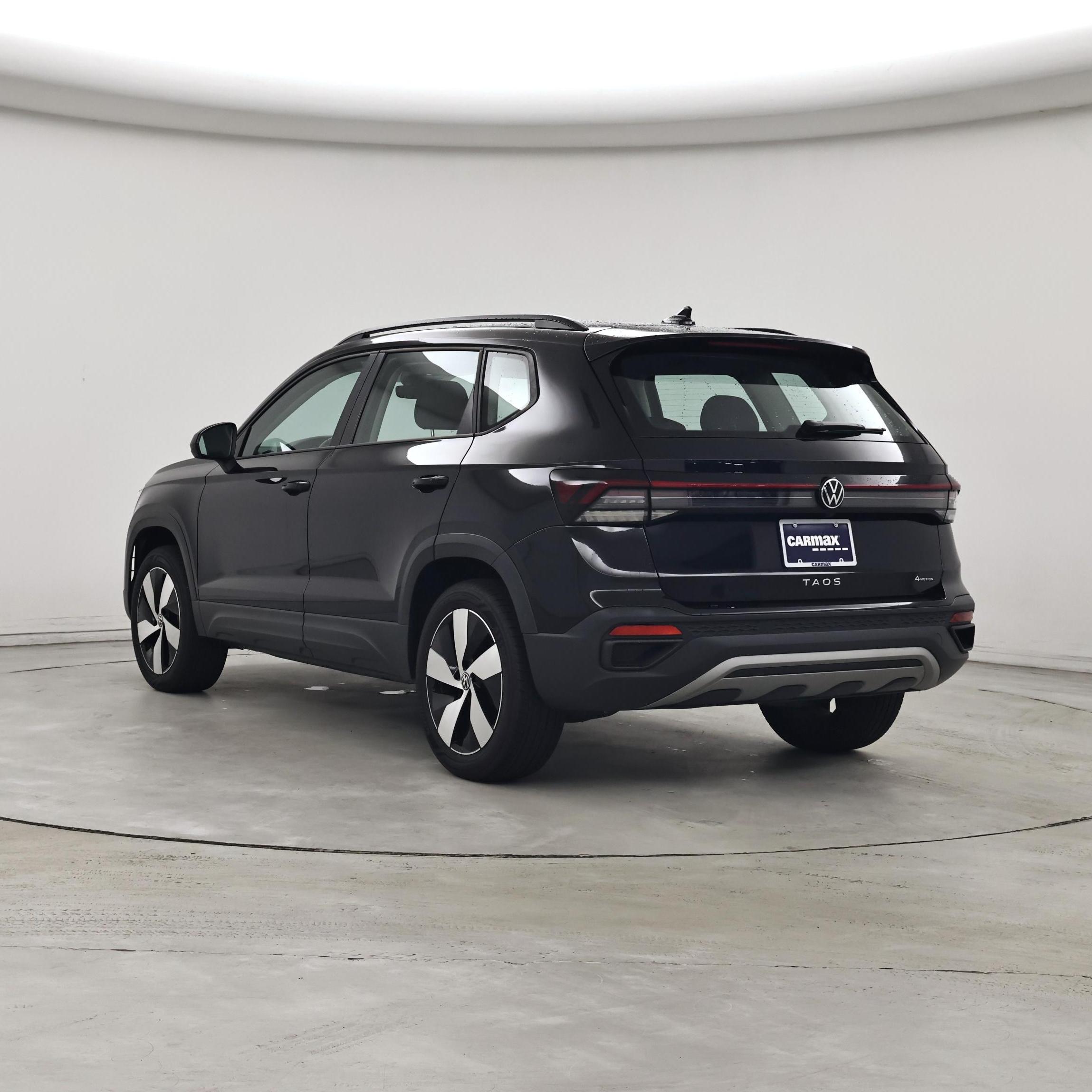 Thumbnail: 2025 Volkswagen Taos - 2