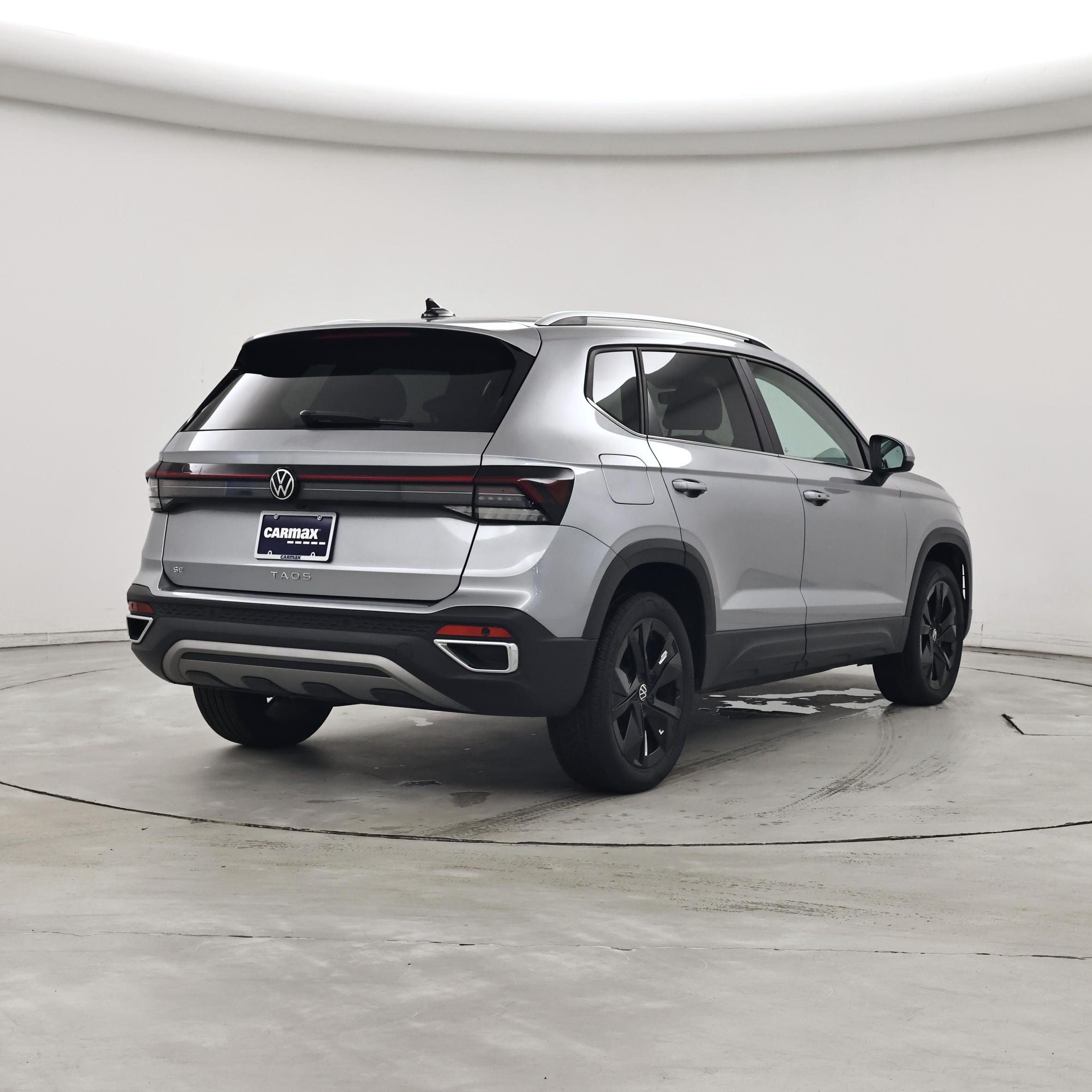 Thumbnail: 2025 Volkswagen Taos - 8