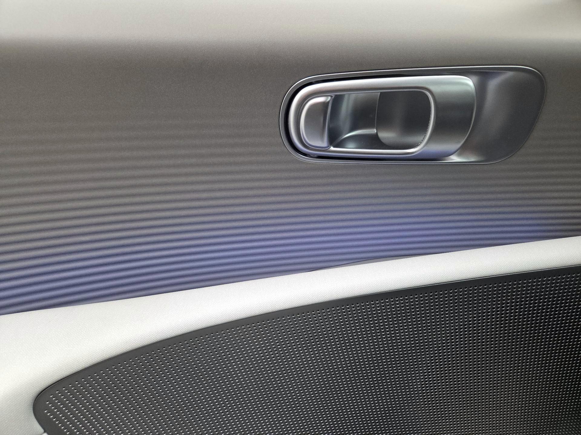 Thumbnail: 2024 Hyundai Ioniq 6 - 12