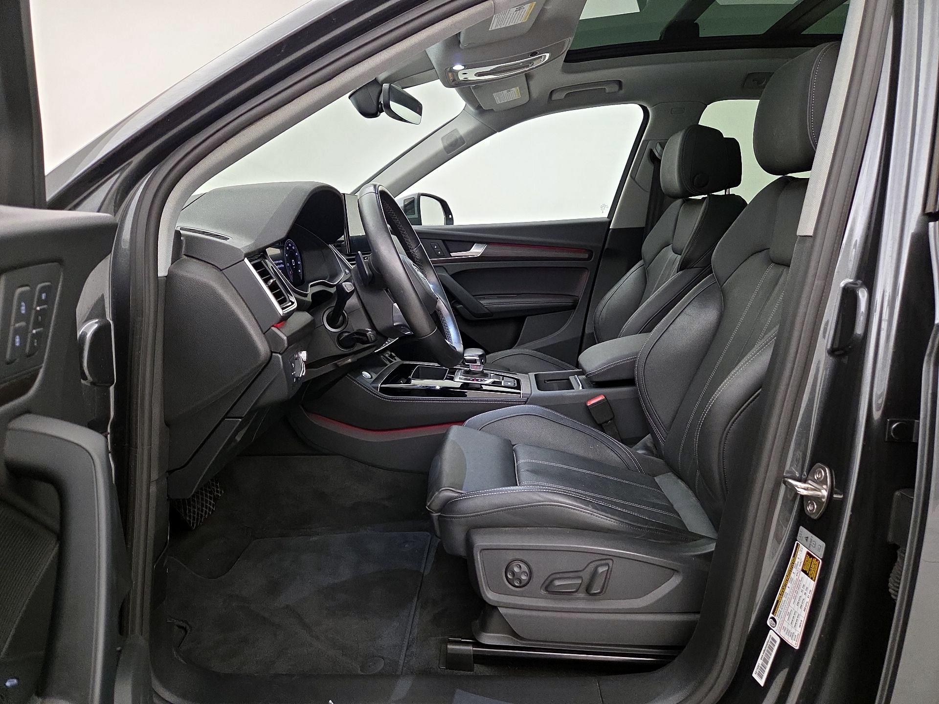 Thumbnail: 2023 Audi Q5 - 11