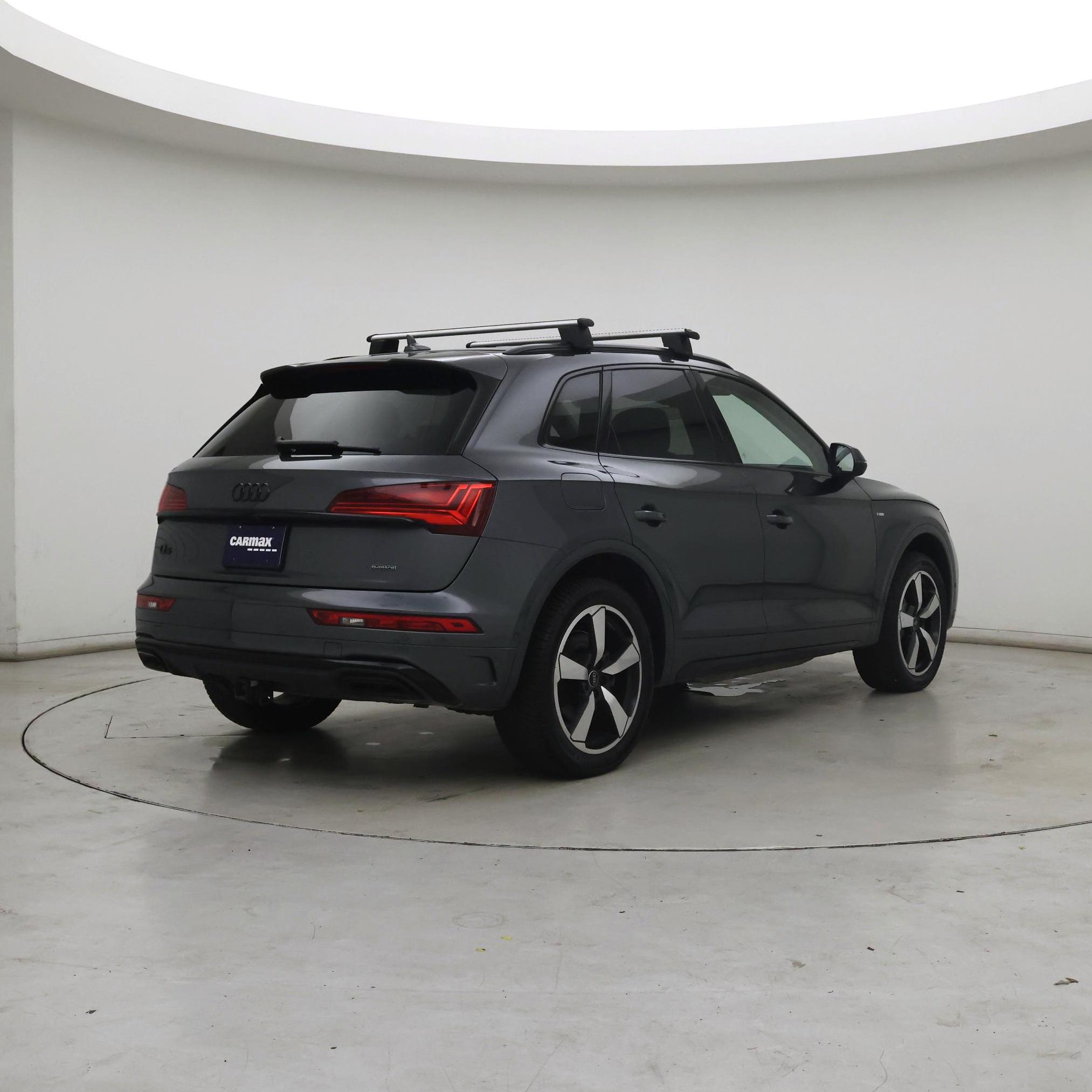 Thumbnail: 2023 Audi Q5 - 8