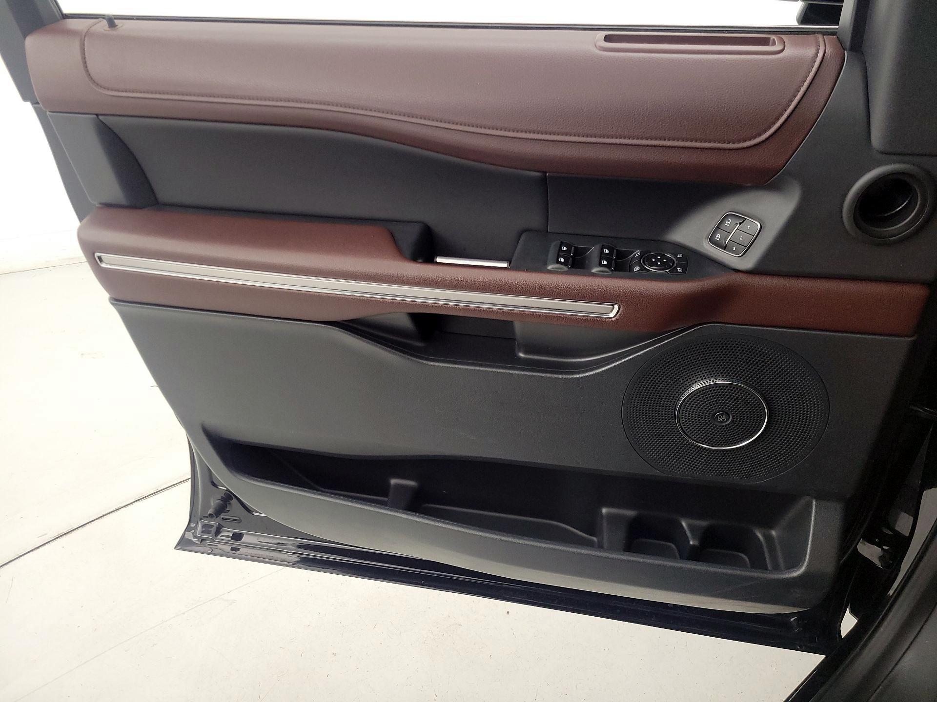 Thumbnail: 2023 Ford Expedition - 12