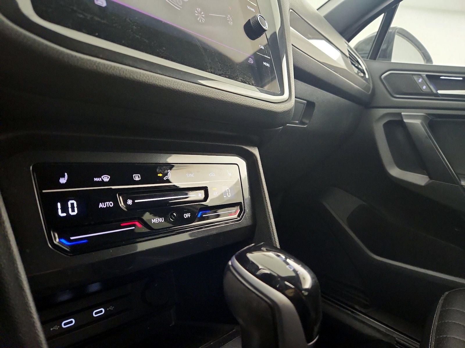2023 Volkswagen Tiguan SE R-LINE BLACK - Photo 17